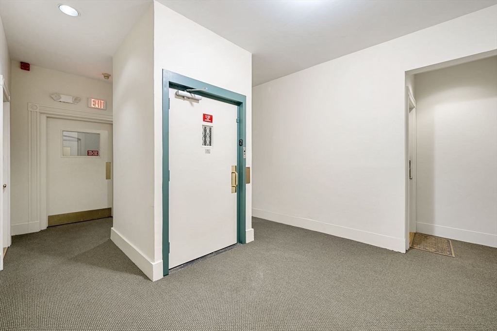 38-40 Saint Botolph St # 5
