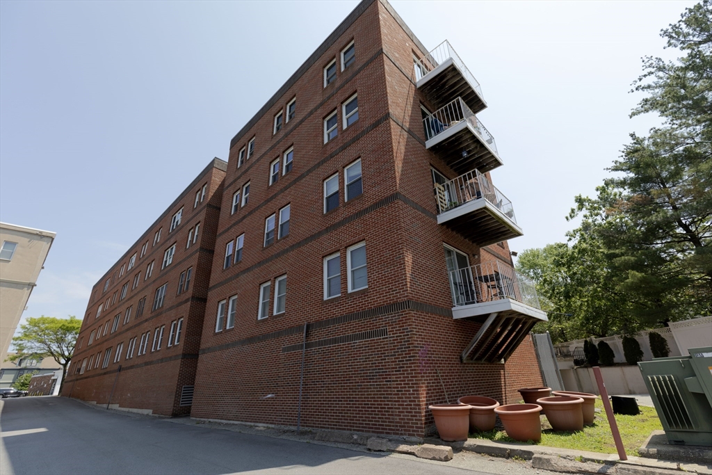 2456 Massachusetts Ave # 104