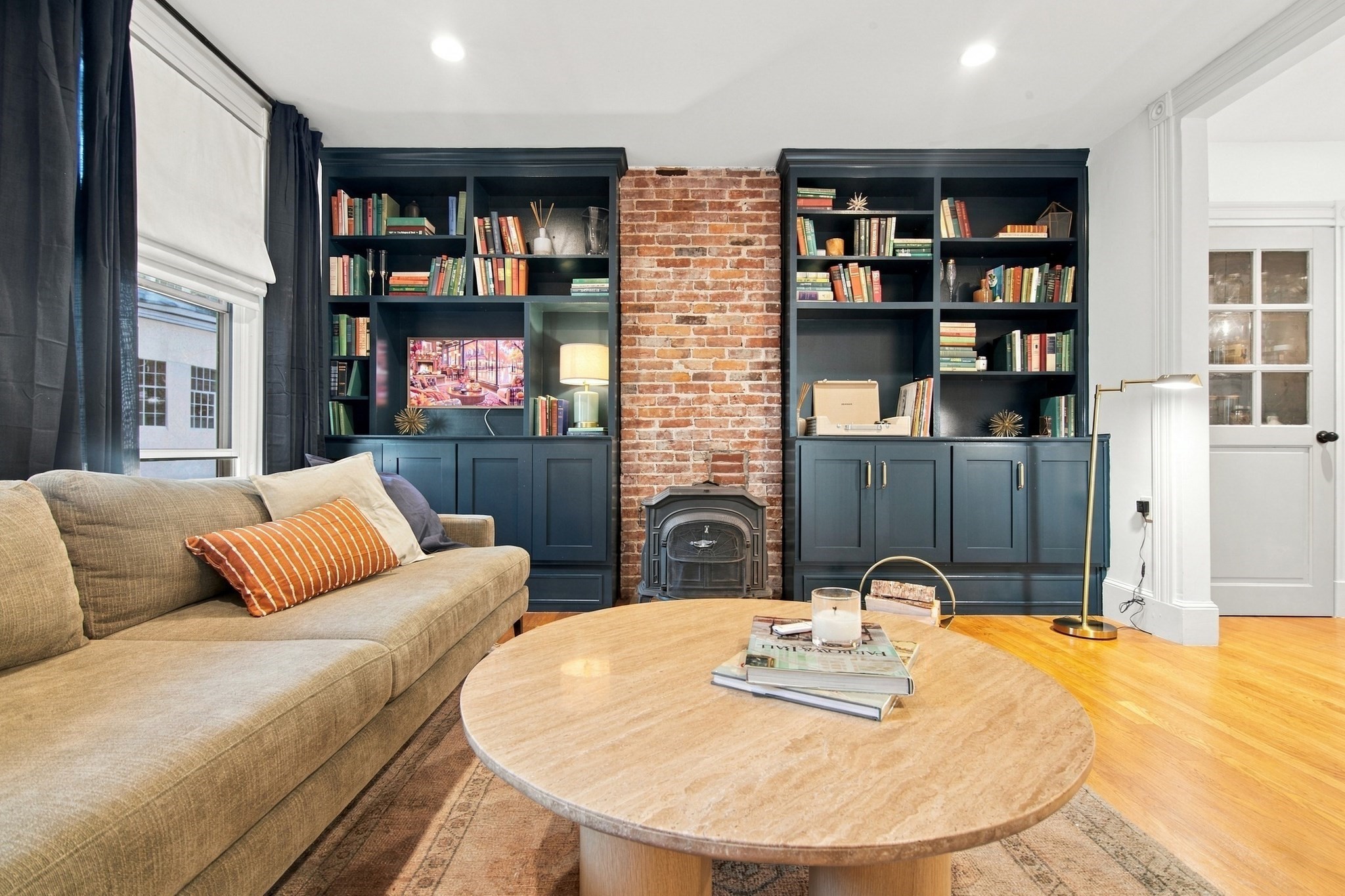 24 Albion Pl # 1