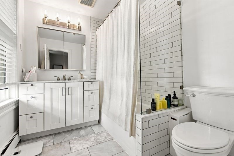 24 Albion Pl # 1