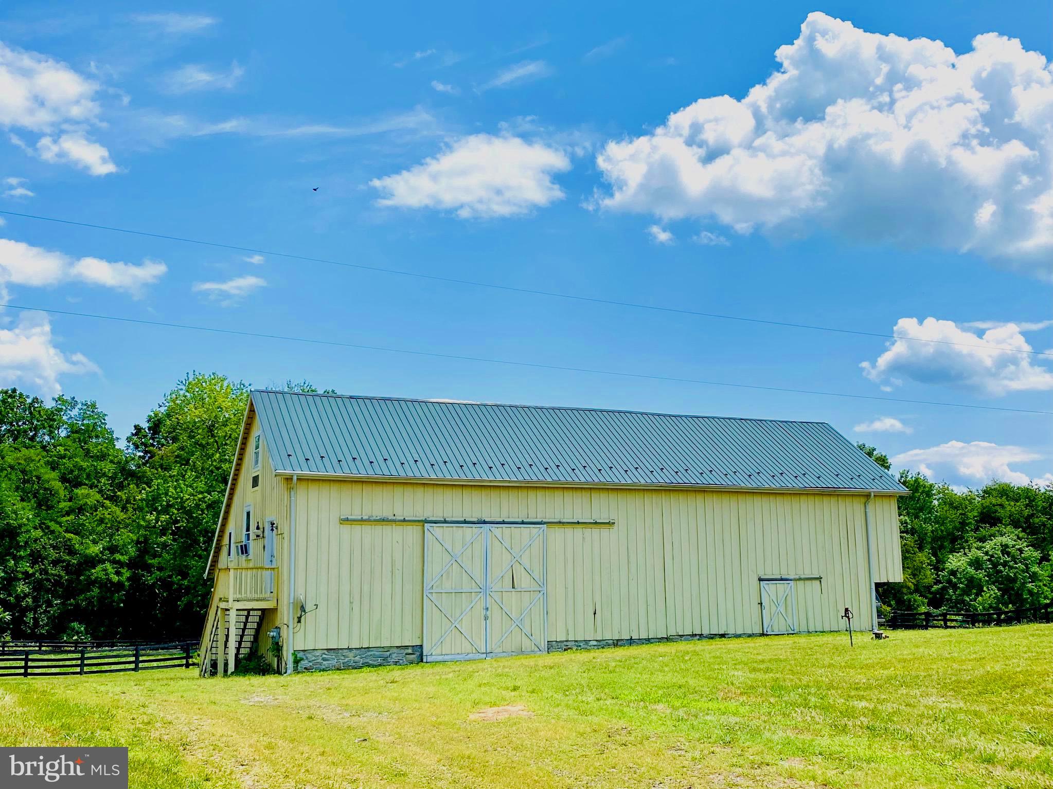 216 Bushland Ln