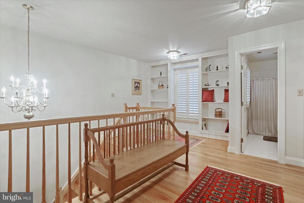205 HENDERSON COURT