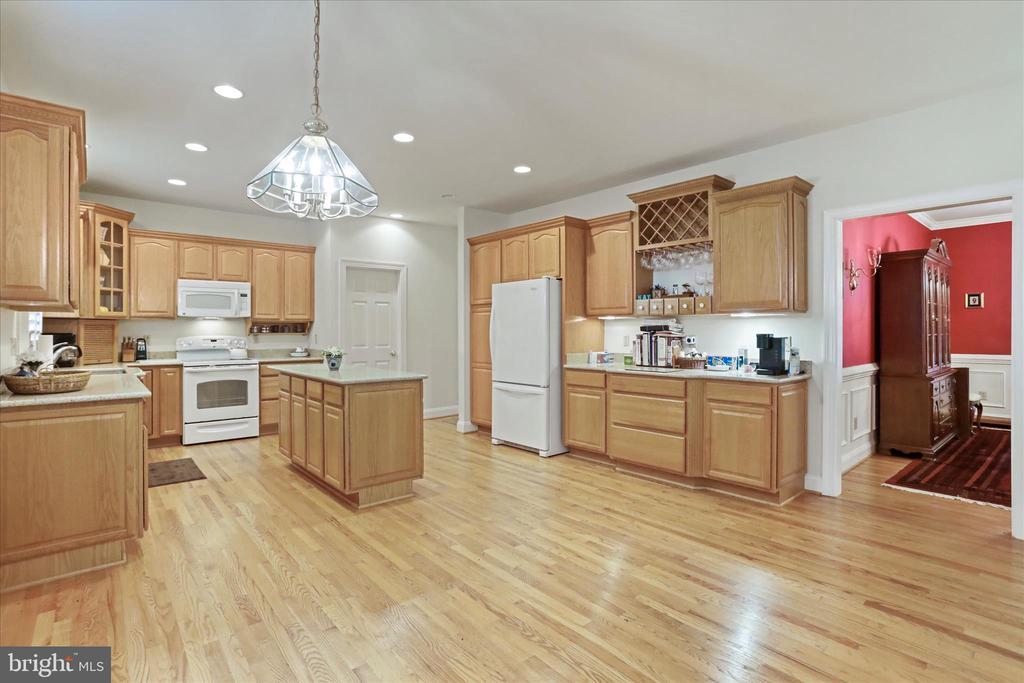 205 HENDERSON COURT