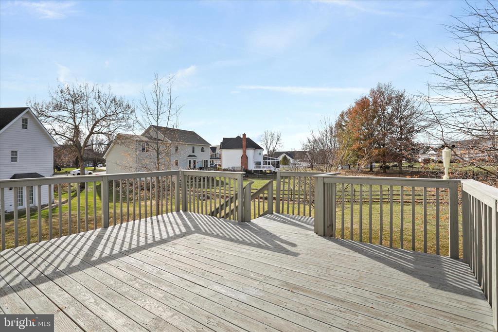 205 HENDERSON COURT
