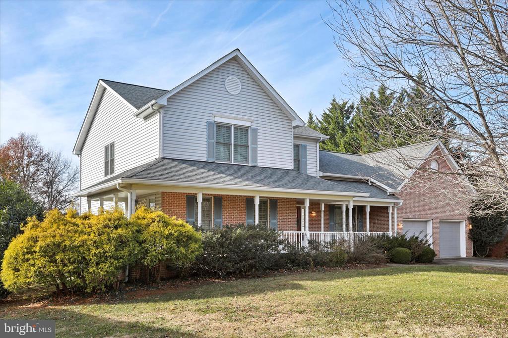 205 HENDERSON COURT