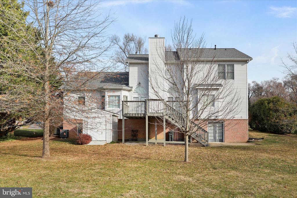 205 HENDERSON COURT