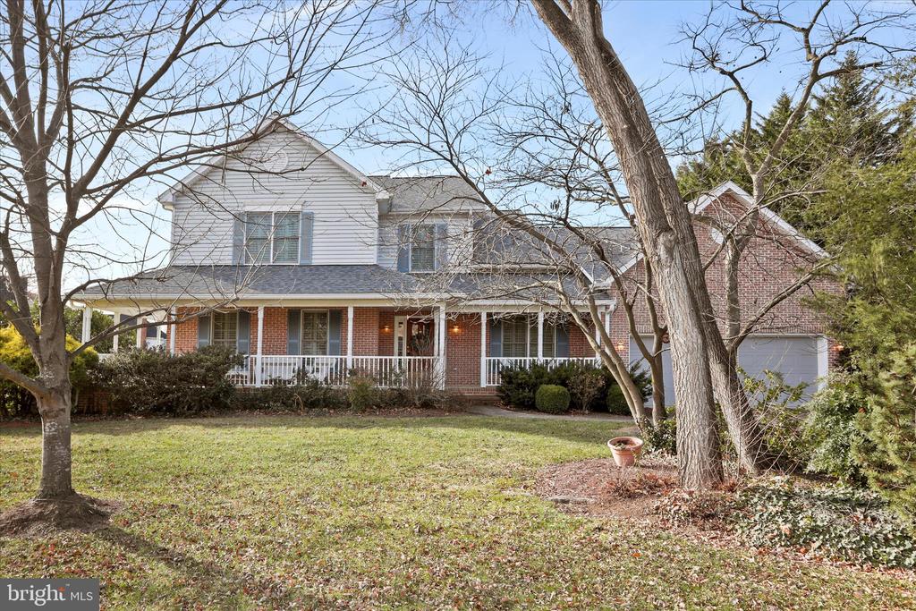 205 HENDERSON COURT
