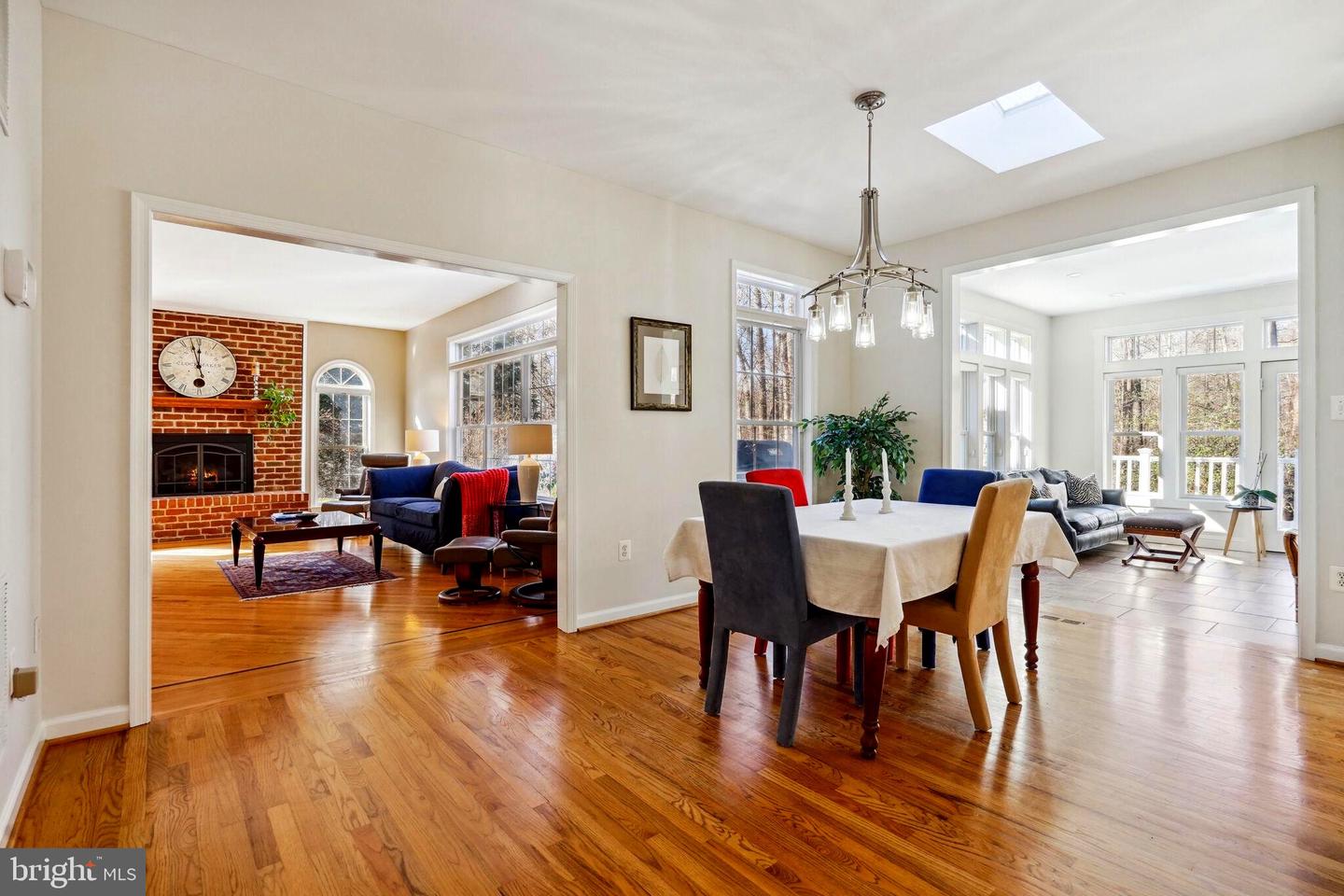 5452 Westfield Ct