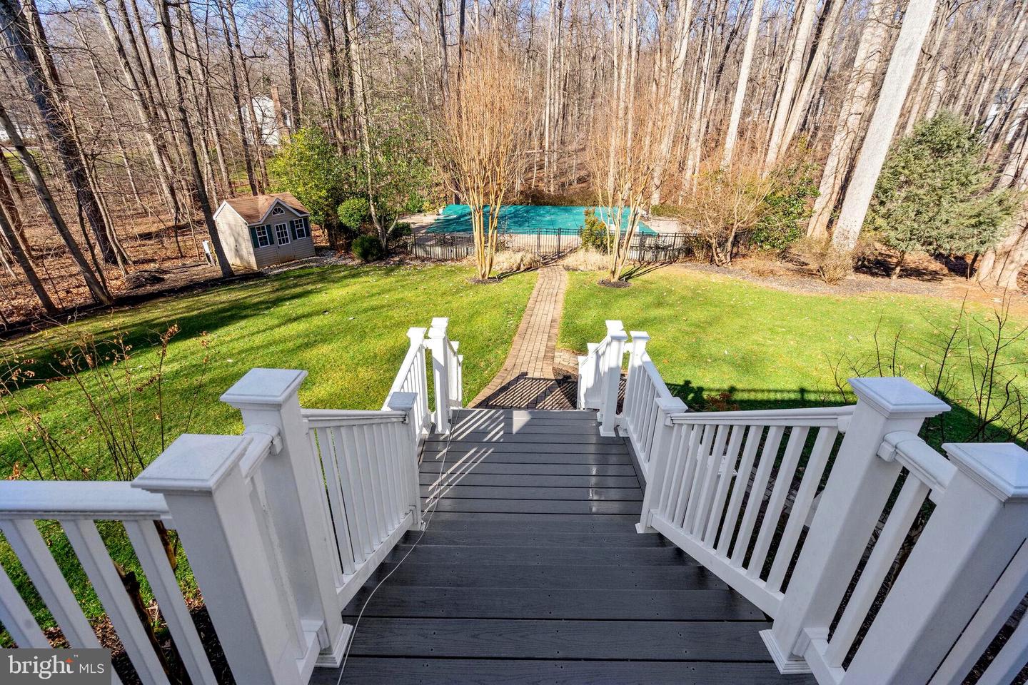 5452 Westfield Ct