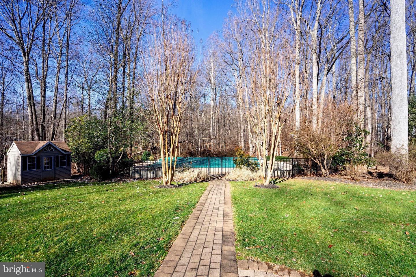 5452 Westfield Ct