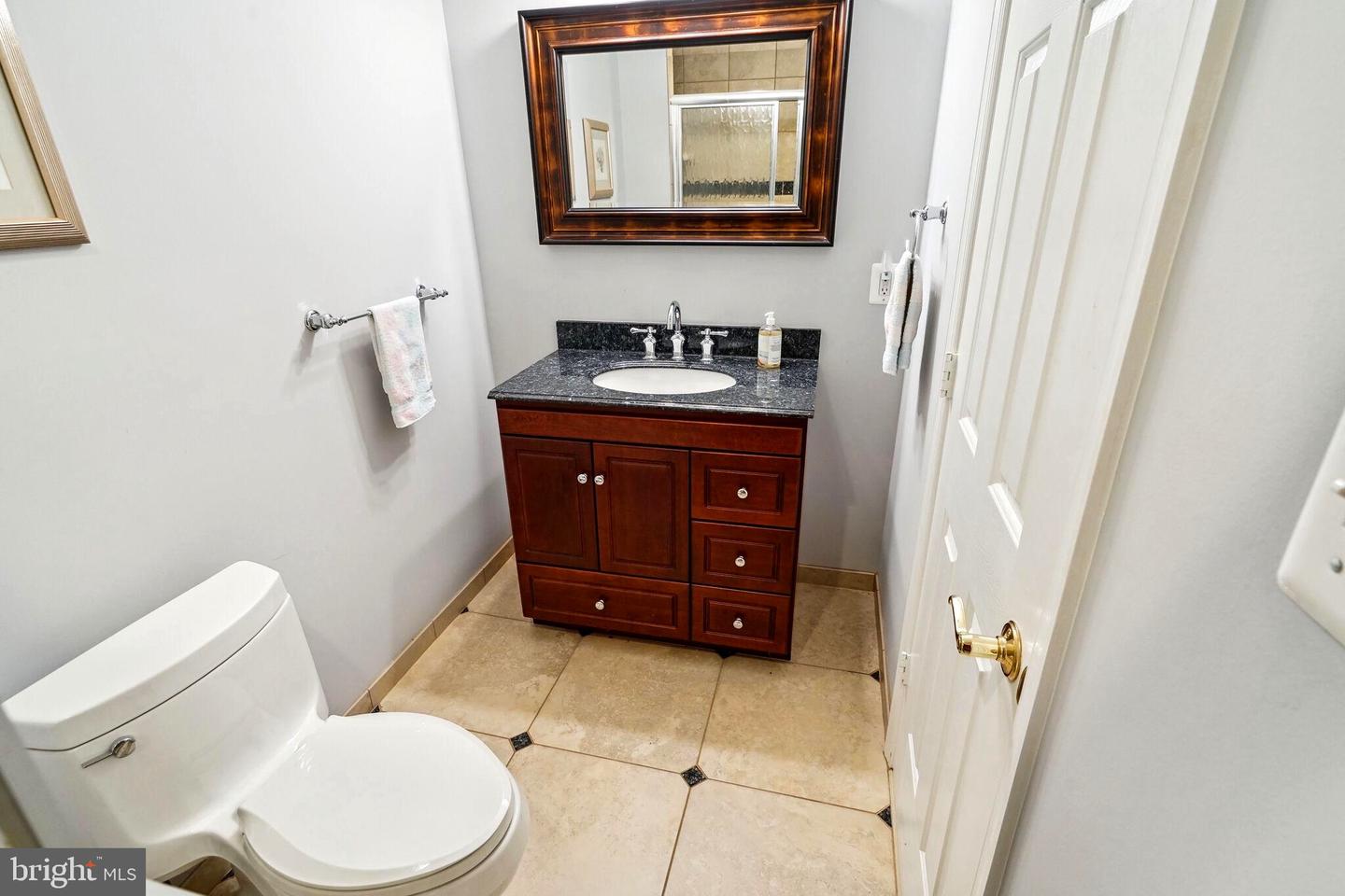5452 Westfield Ct