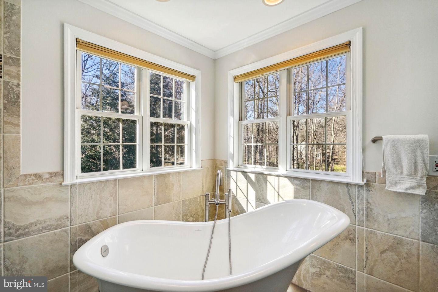 5452 Westfield Ct