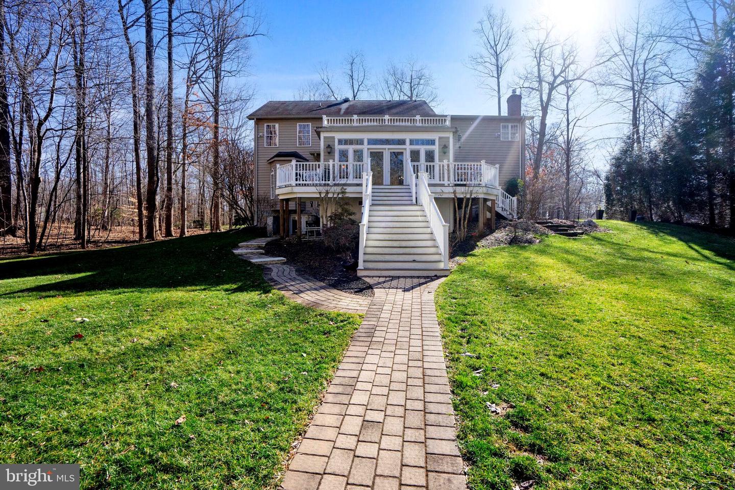 5452 Westfield Ct