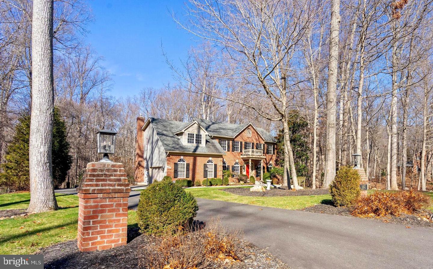 5452 Westfield Ct