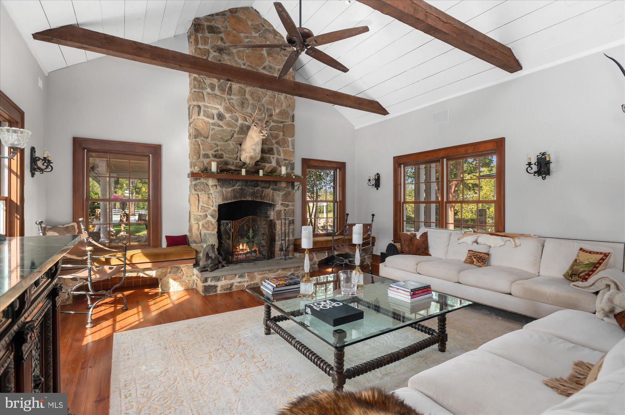 1787 LIGHT HORSE LANE