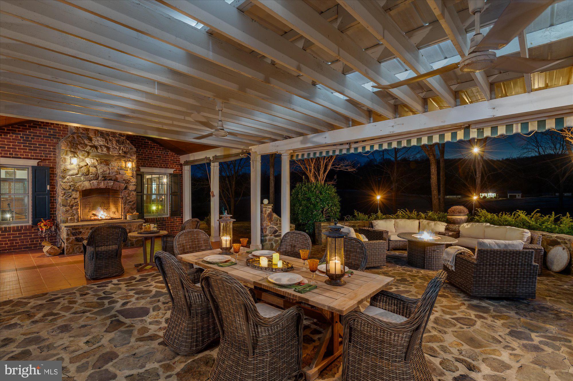 1787 LIGHT HORSE LANE