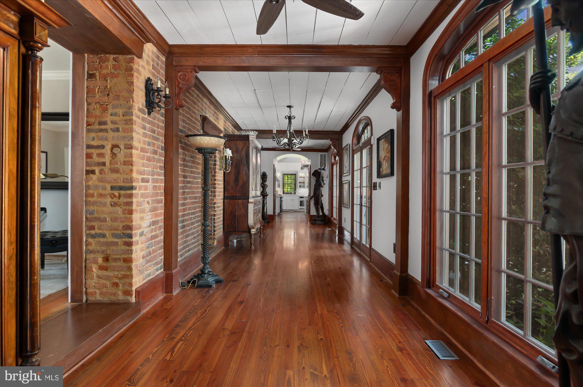 1787 LIGHT HORSE LANE