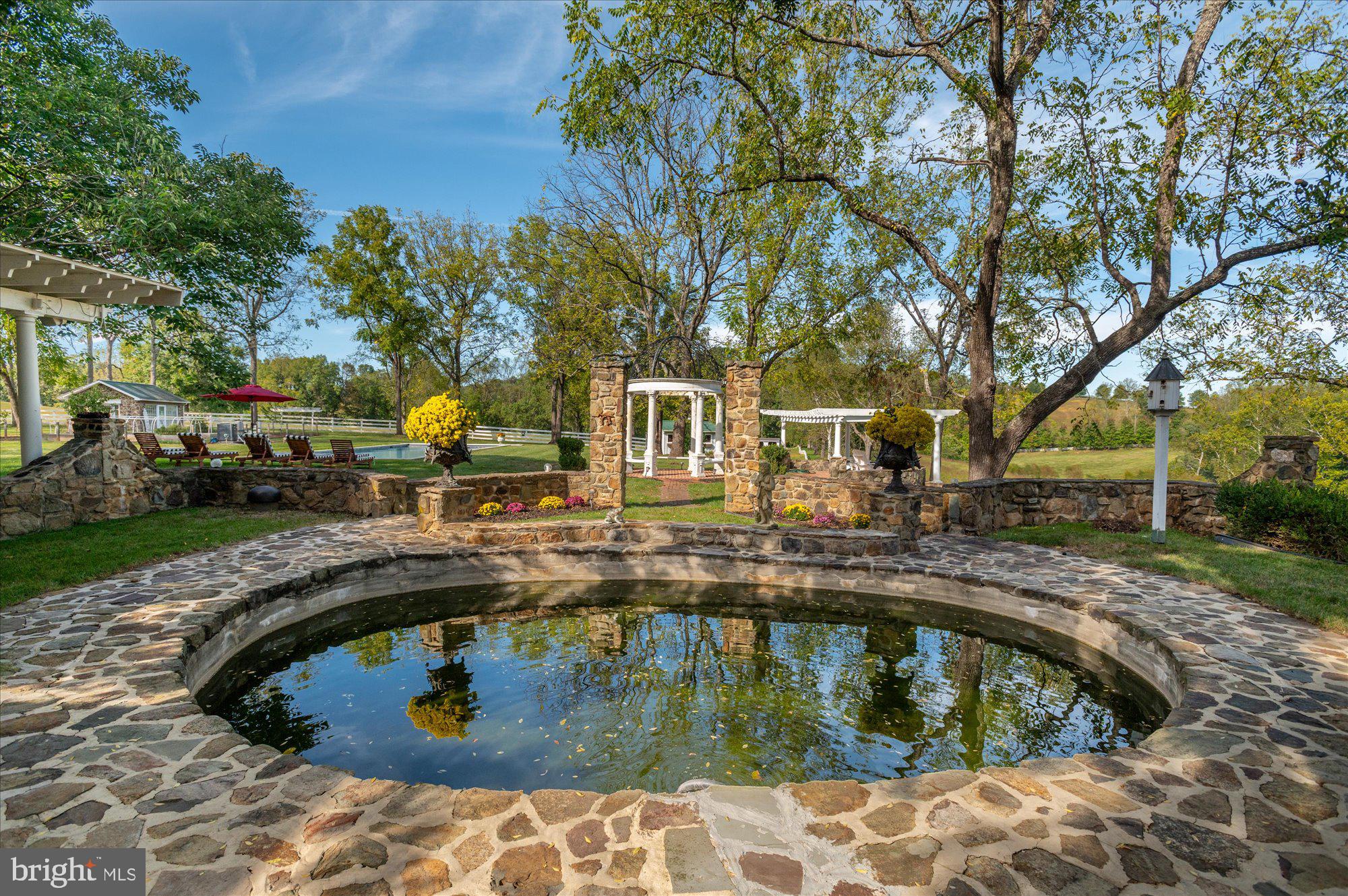 1787 LIGHT HORSE LANE