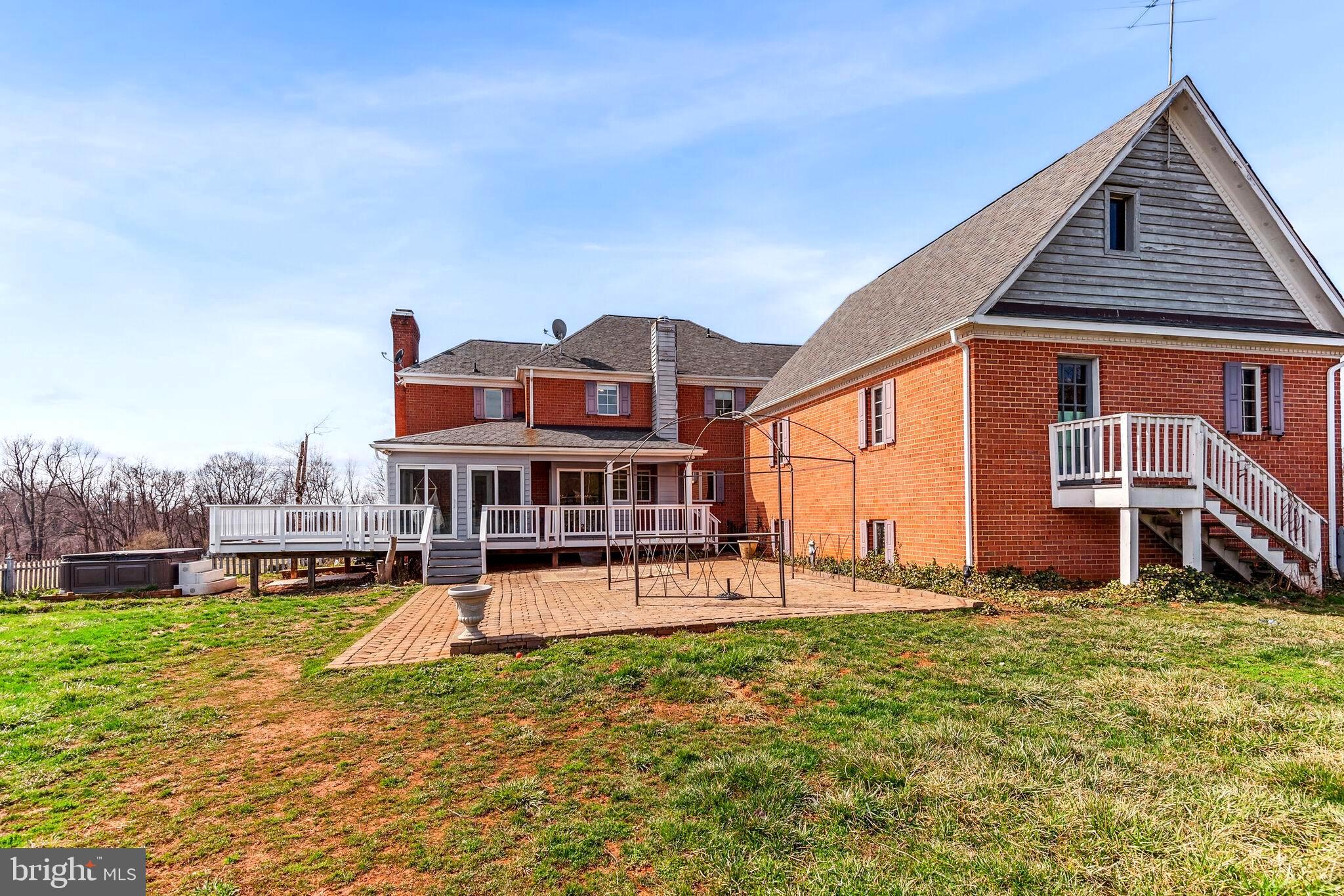 14358 Loyalty Rd