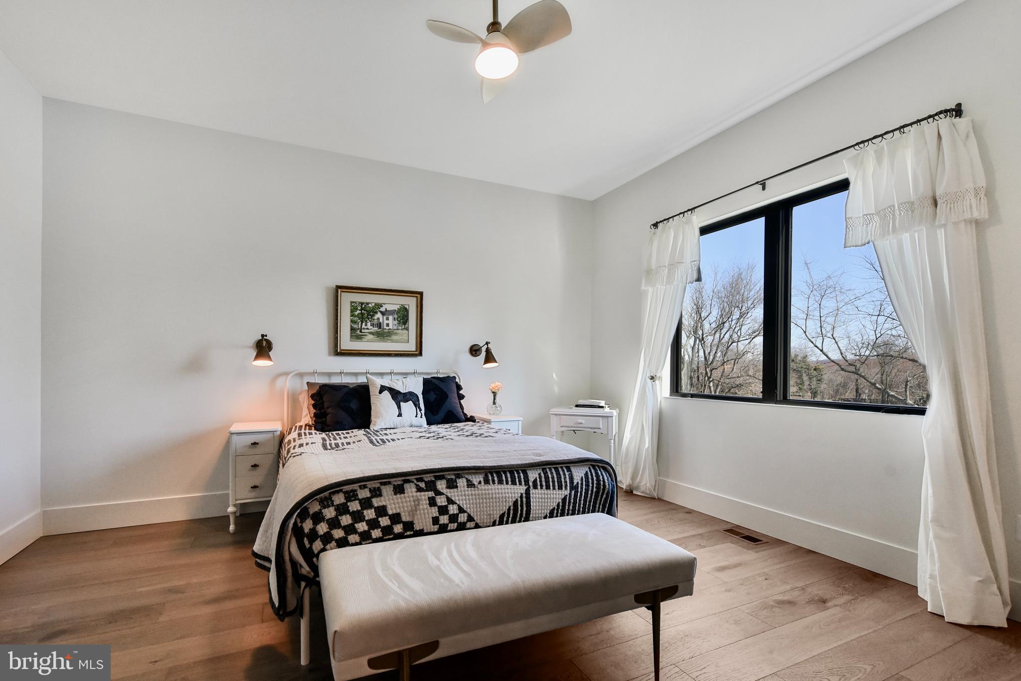 36008 Little River Tpke
