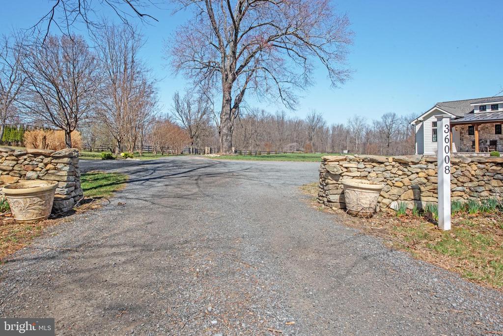 36008 Little River Tpke