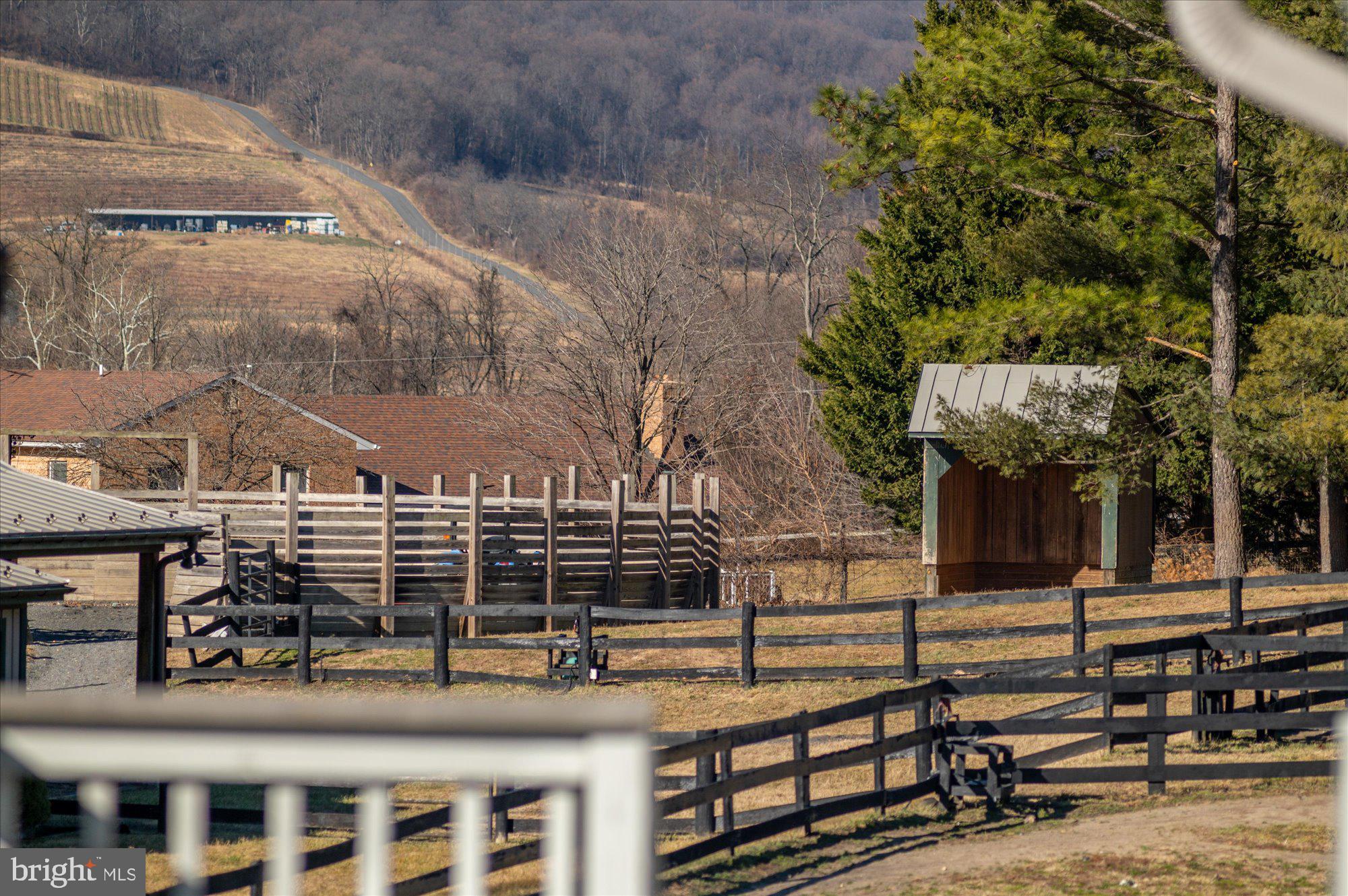 18935 YELLOW SCHOOLHOUSE ROAD