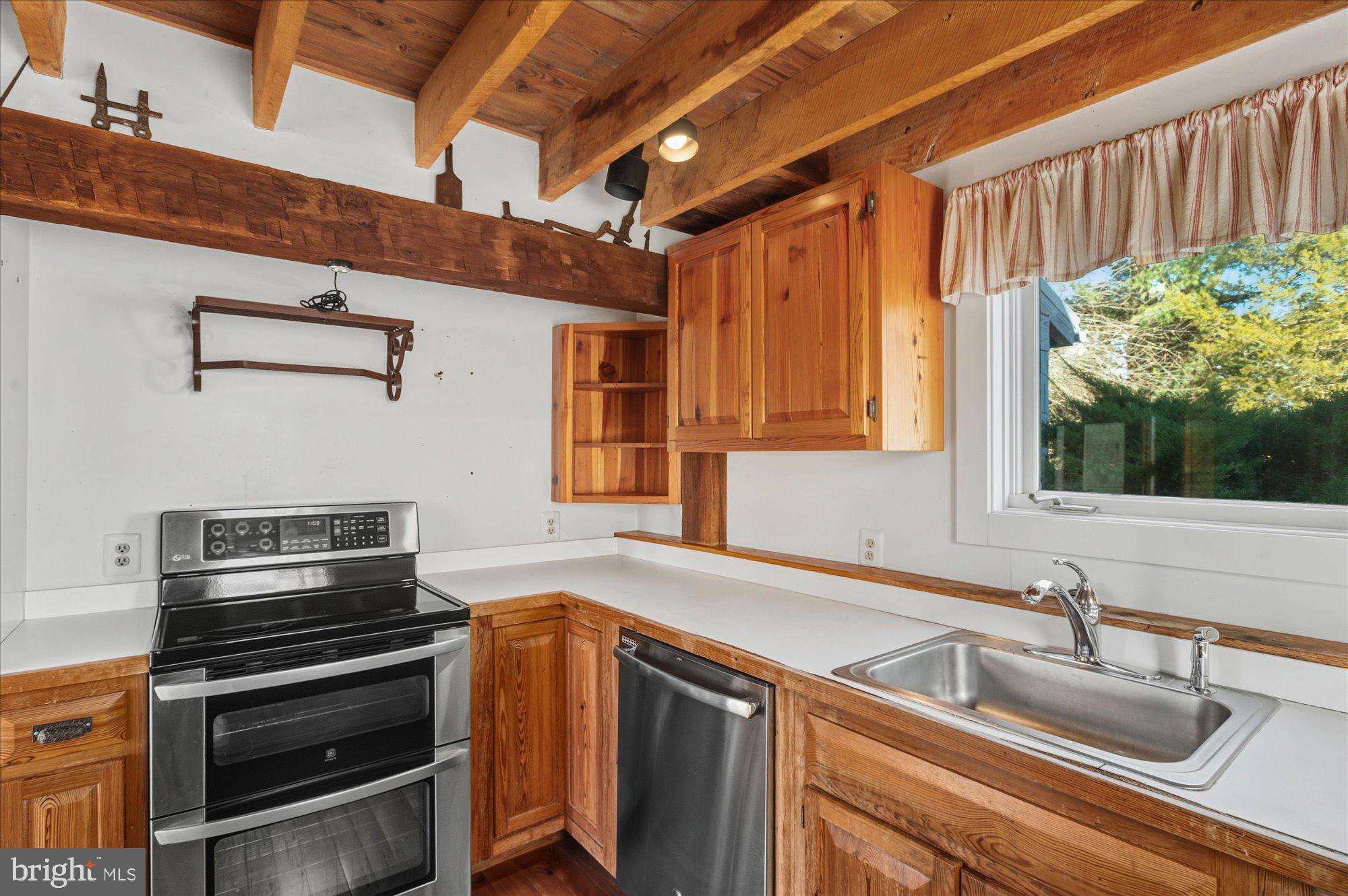 18935 YELLOW SCHOOLHOUSE ROAD