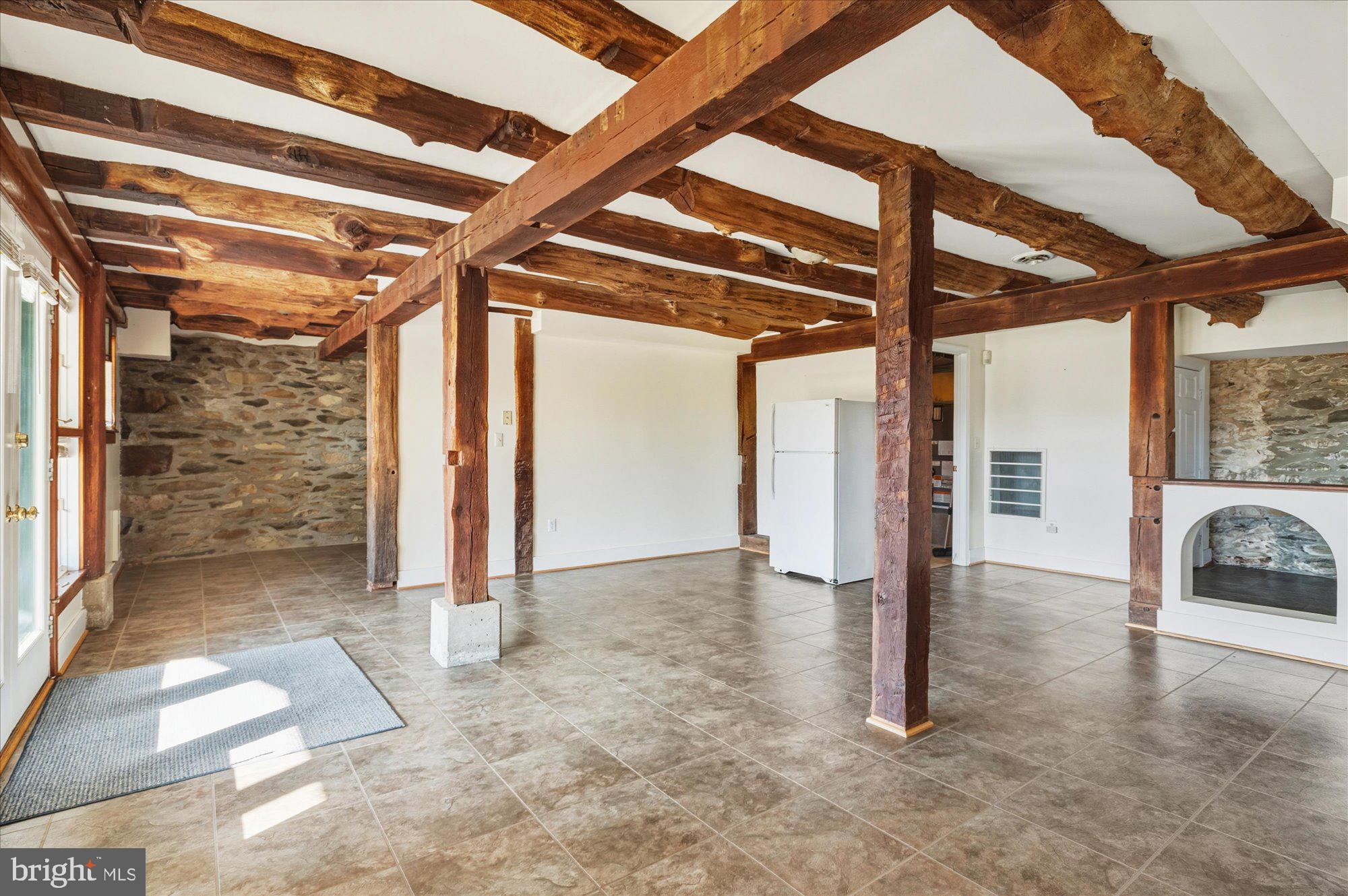 18935 YELLOW SCHOOLHOUSE ROAD