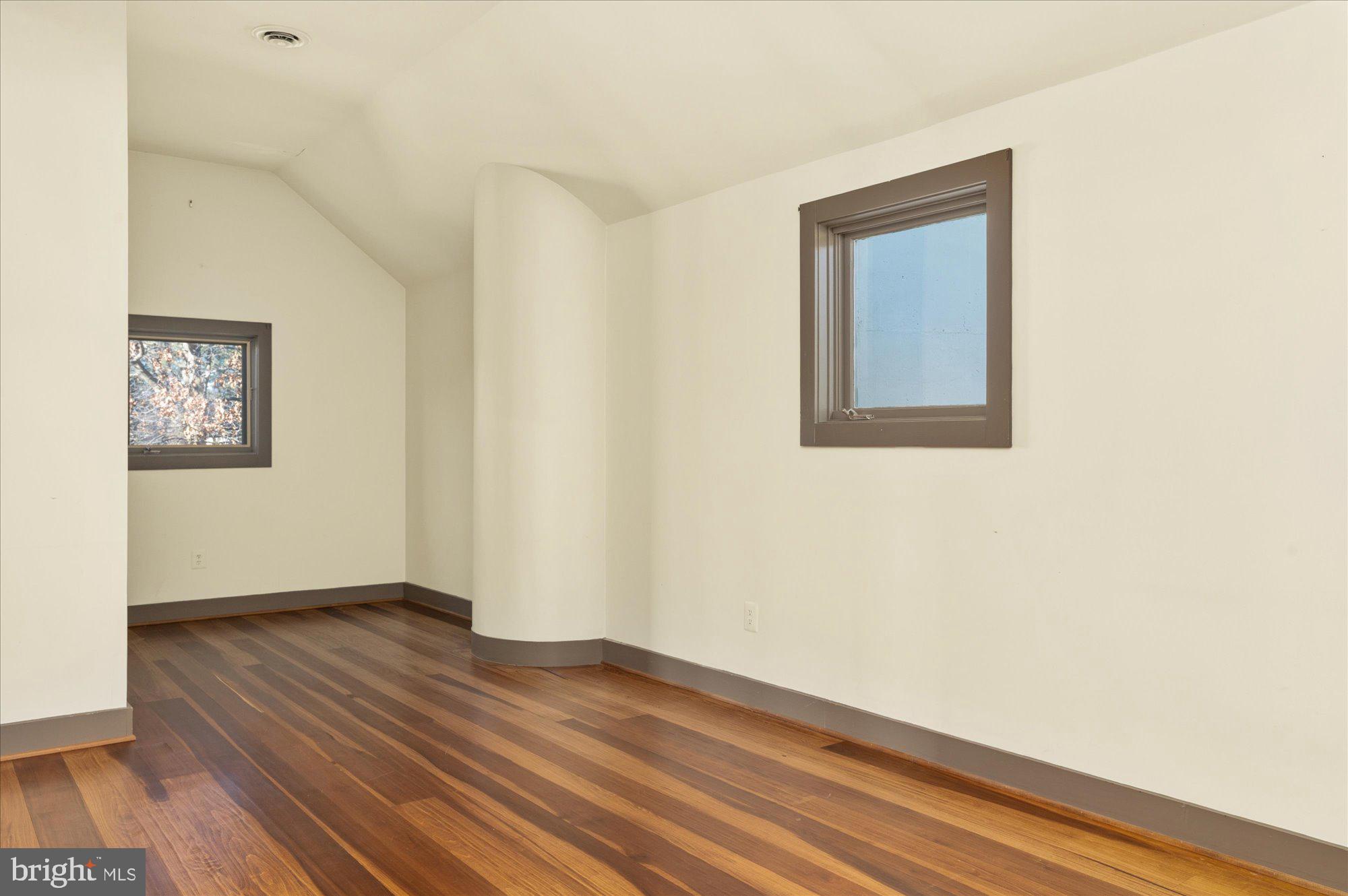 18935 YELLOW SCHOOLHOUSE ROAD