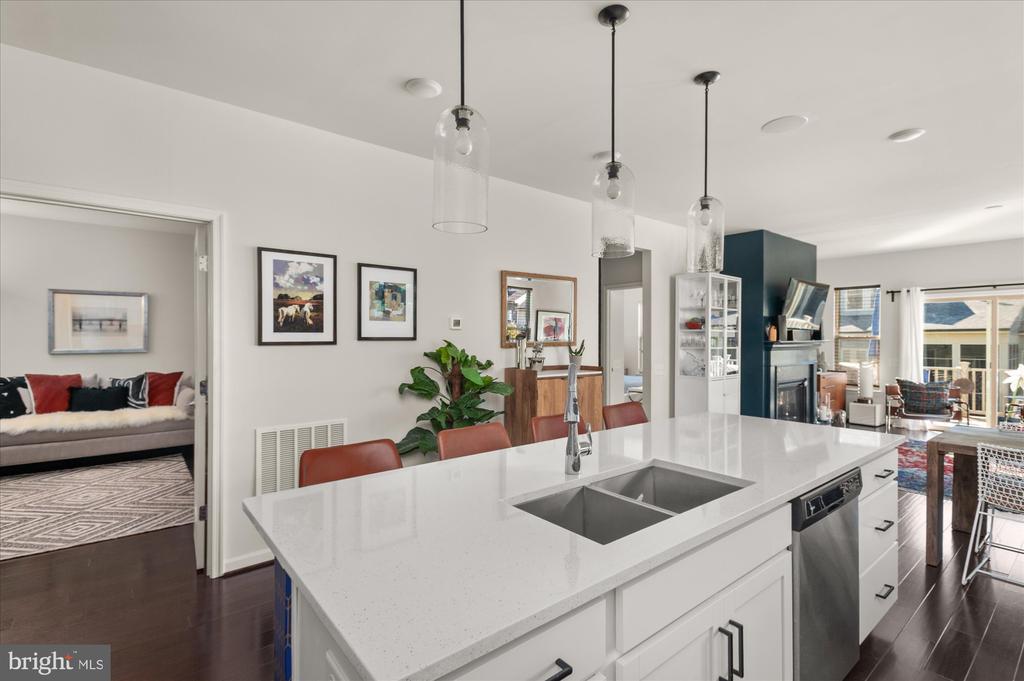 15855 Lavender Woods Ln