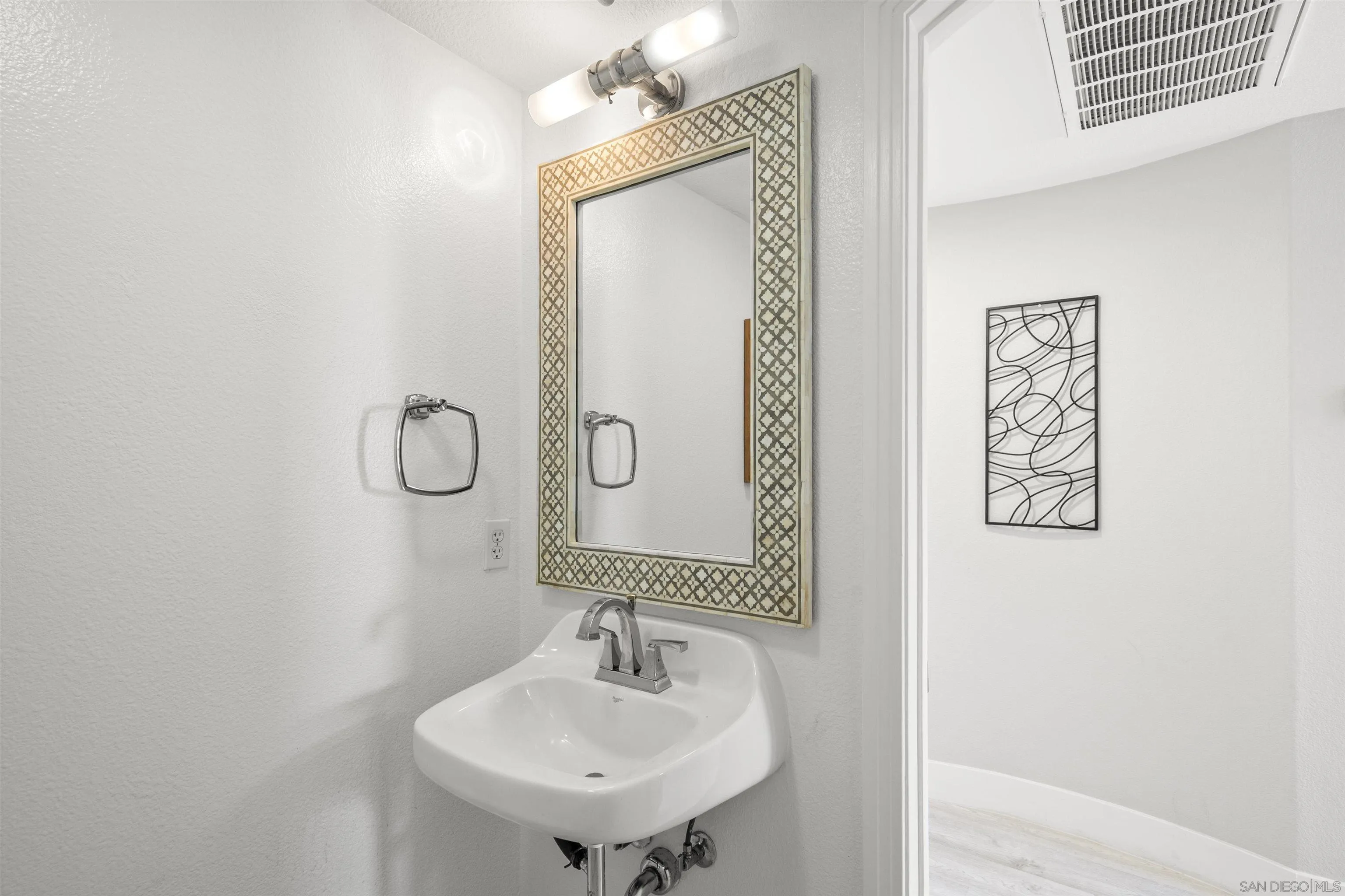 1501 India St Unit 605