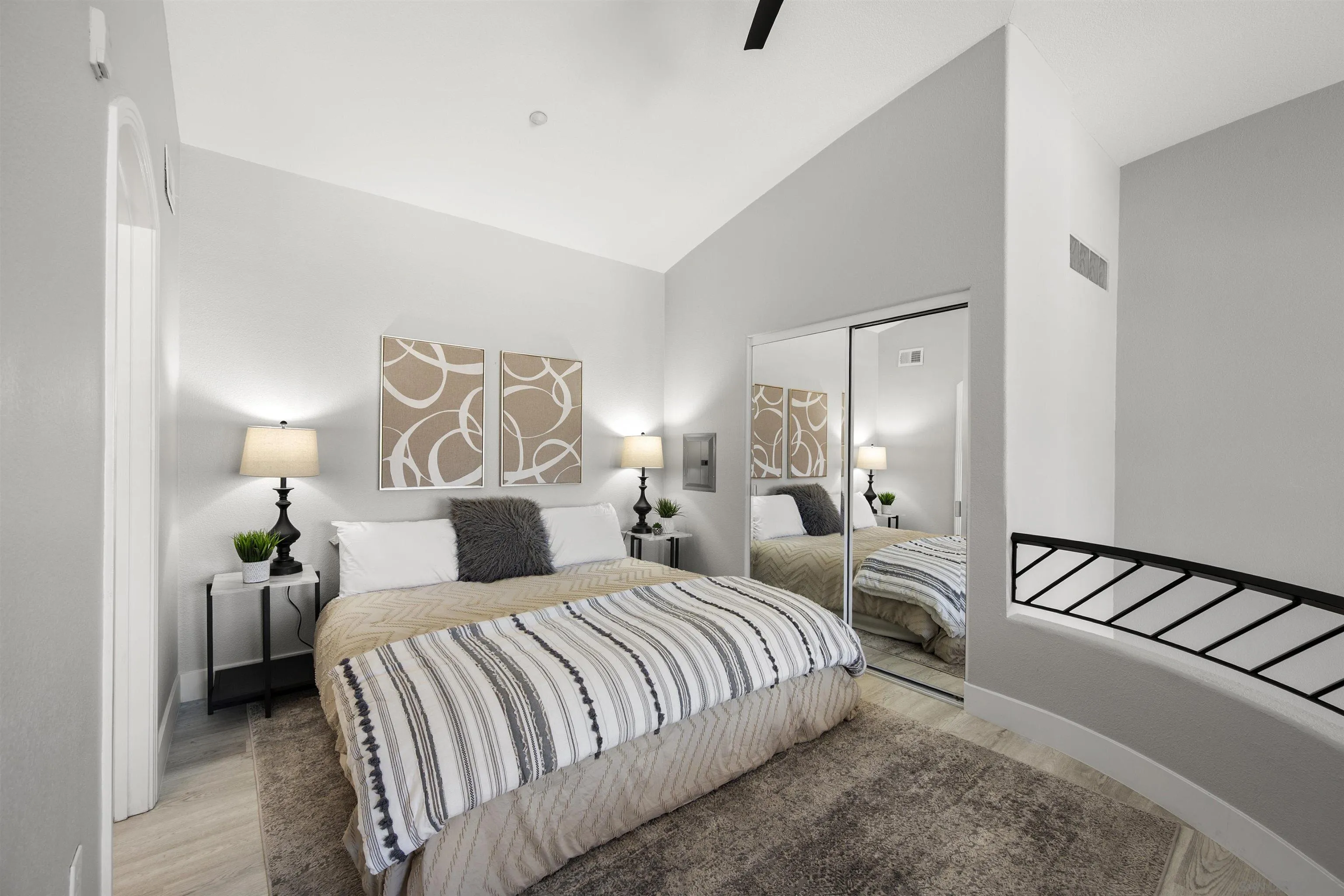 1501 India St Unit 605