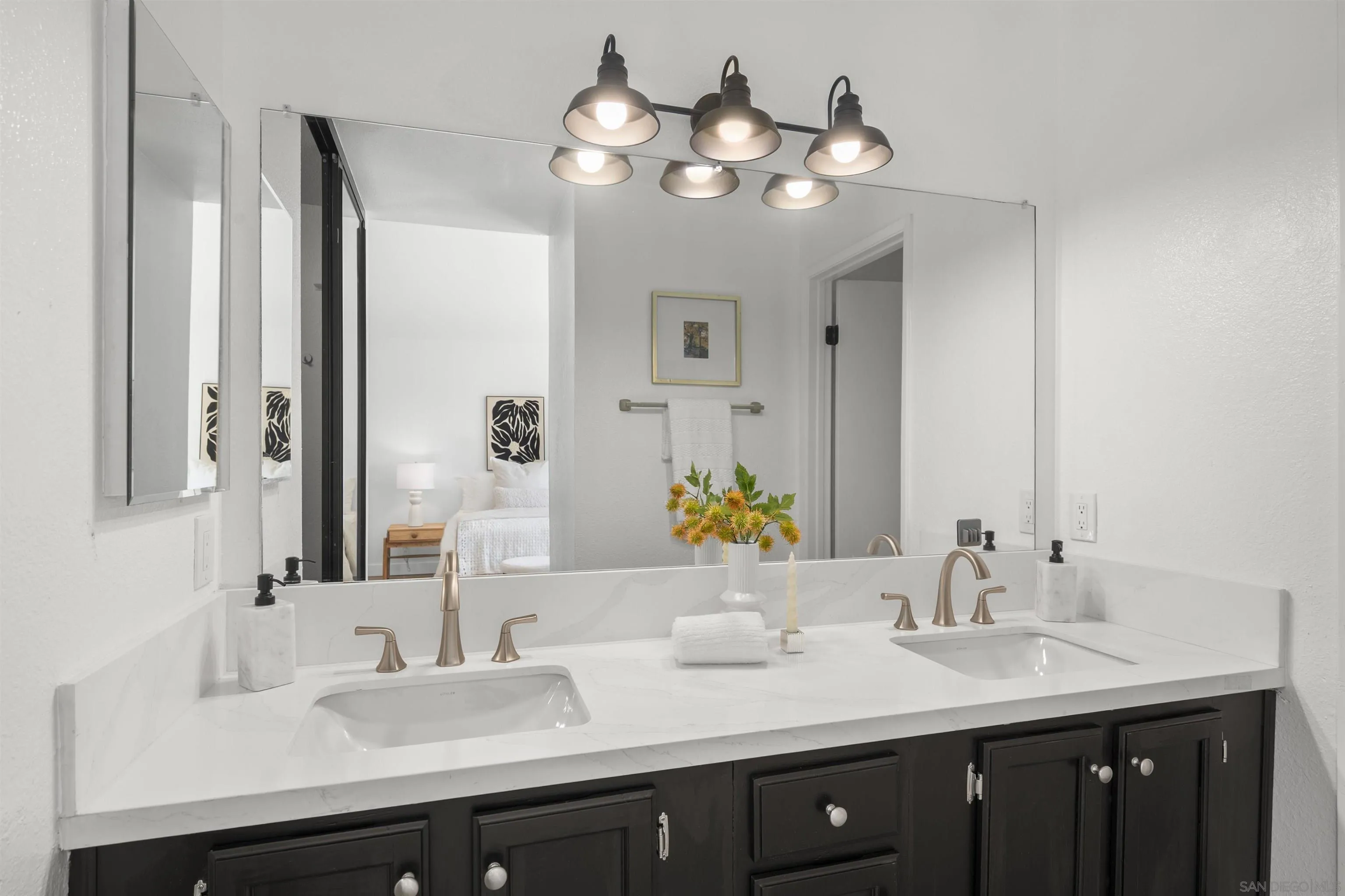 3498 Mission Mesa Way