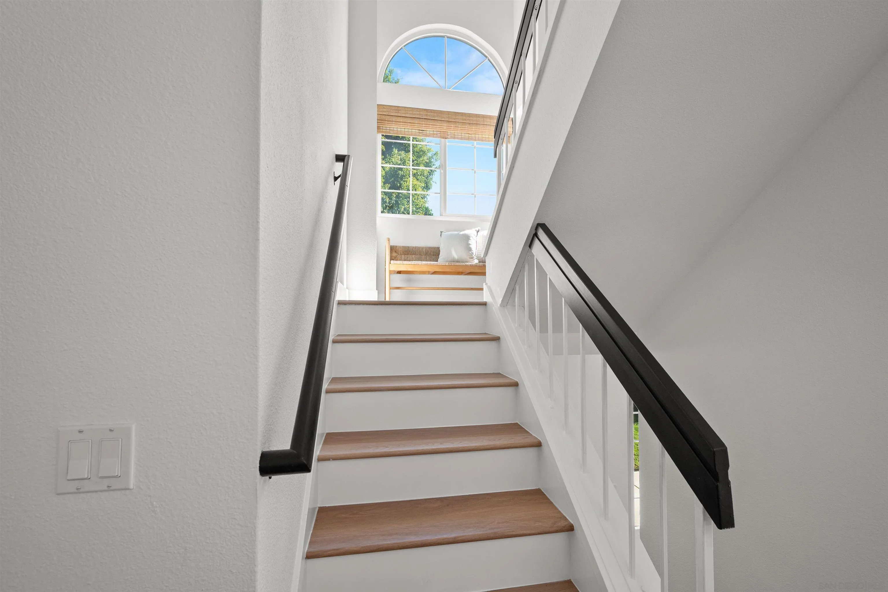 3498 Mission Mesa Way