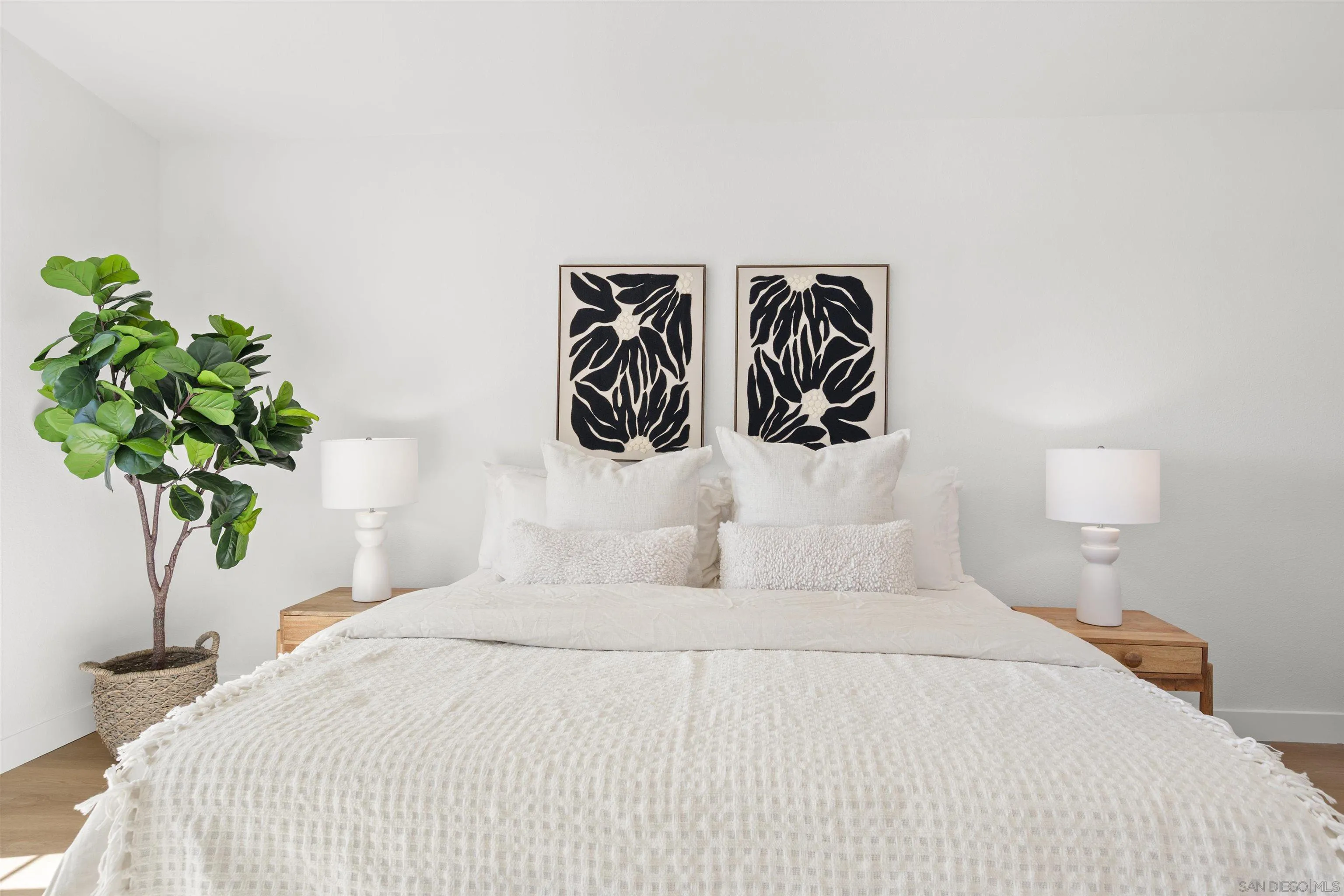 3498 Mission Mesa Way