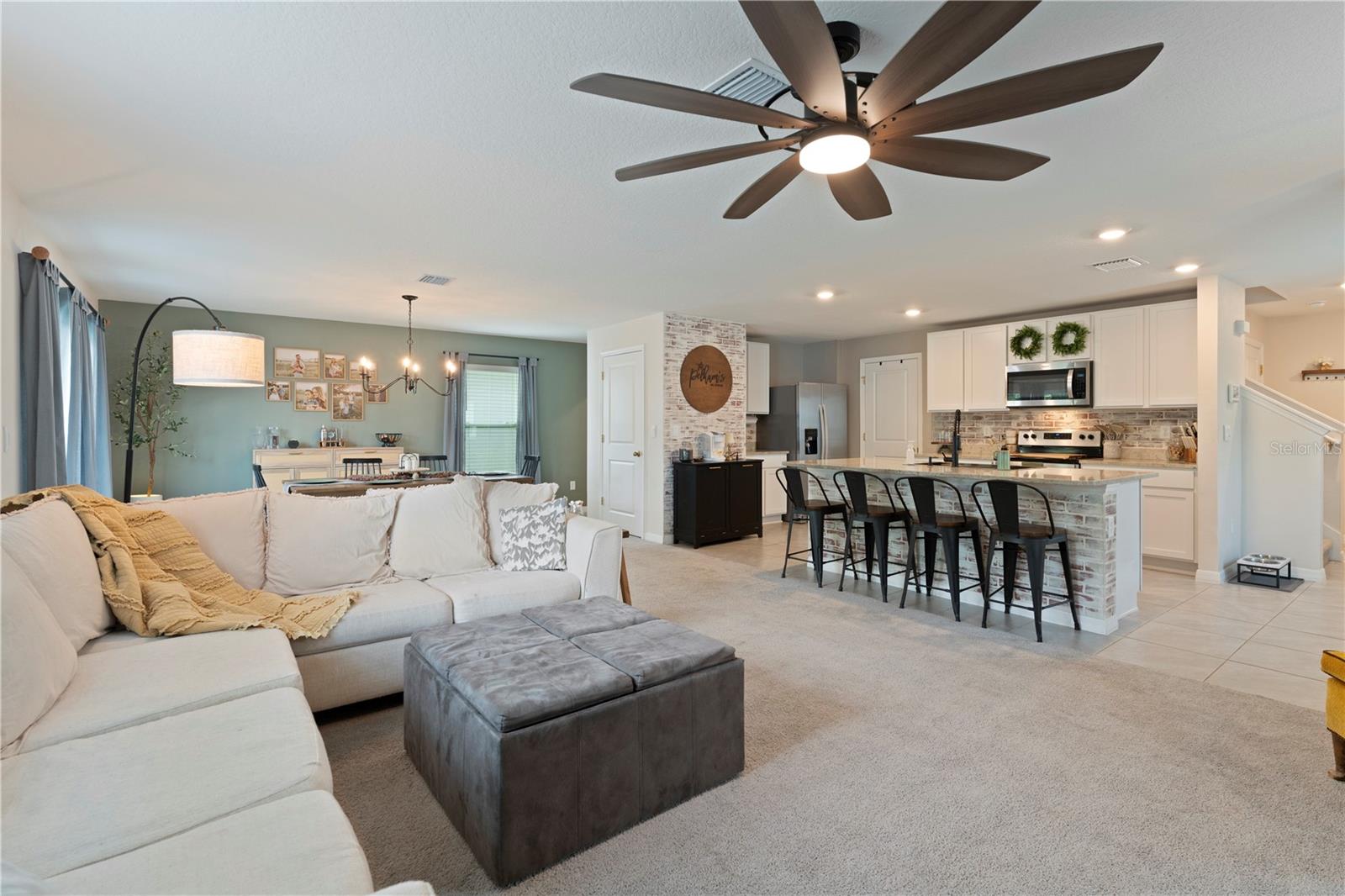 13734 WHISKEY DAISY DR