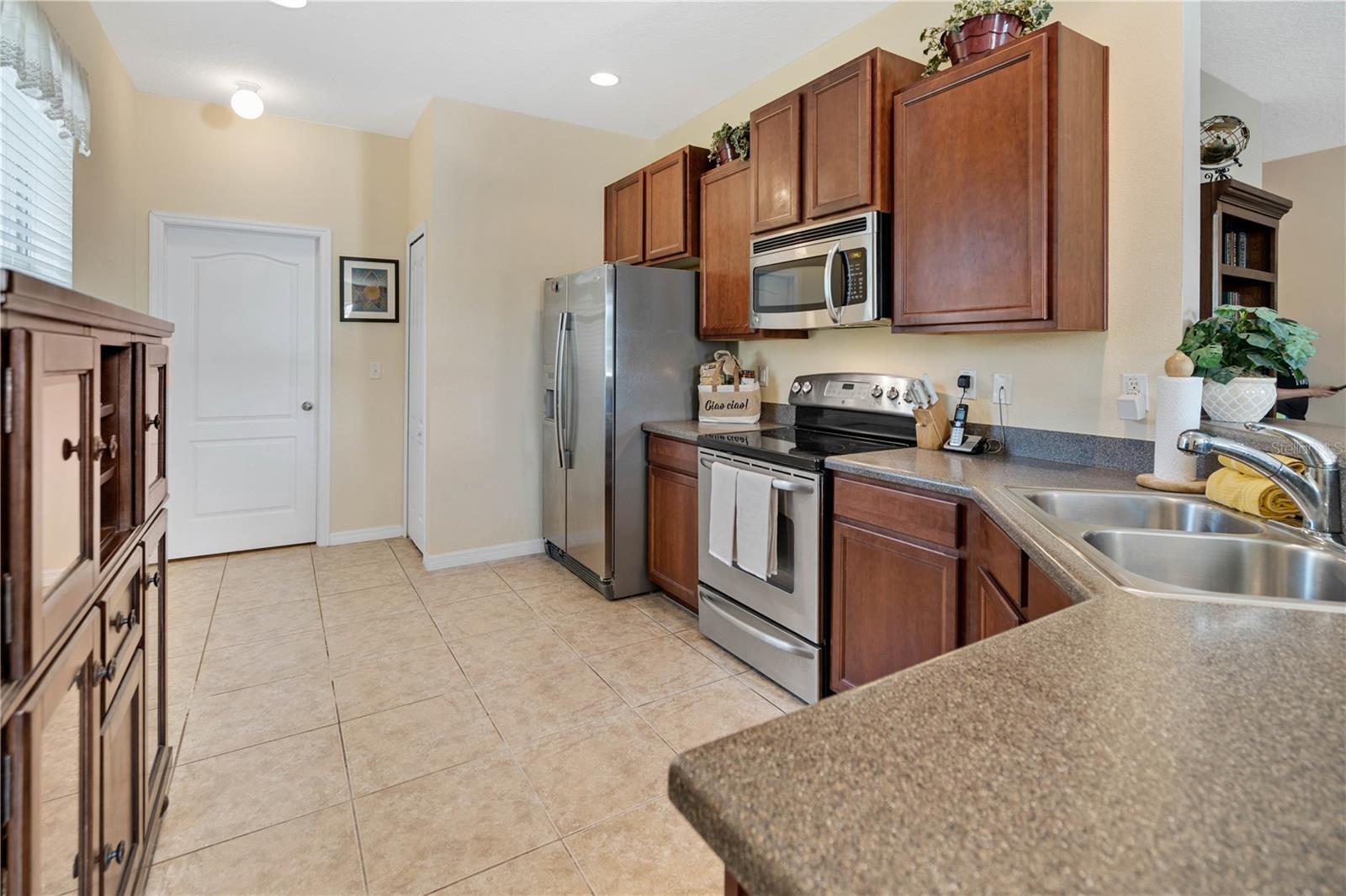 10702 BURNING BUSH TERRACE