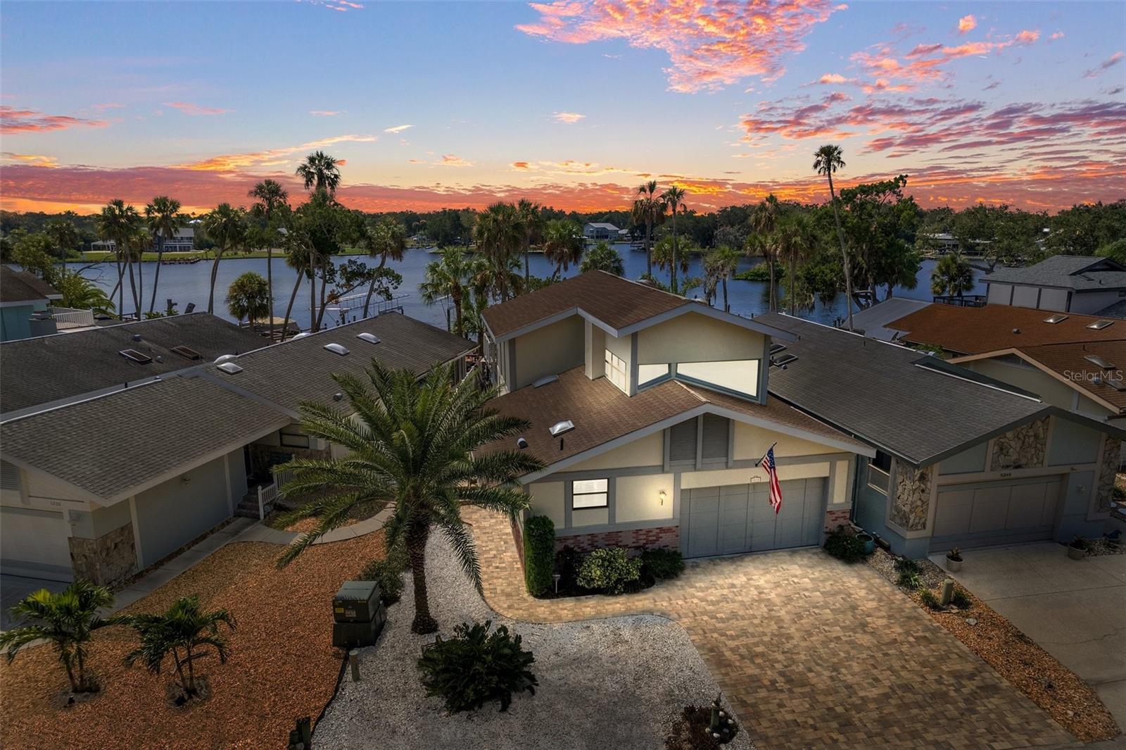 5248 S RIVERVIEW CIR
