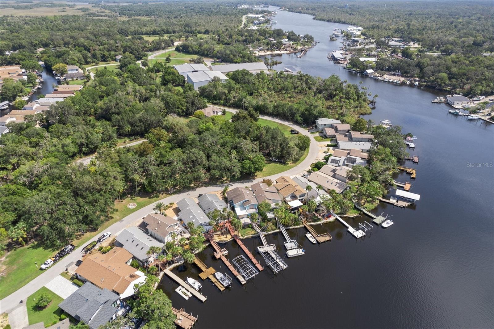 5248 S RIVERVIEW CIR
