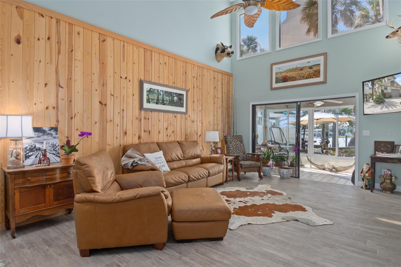 5248 S RIVERVIEW CIR