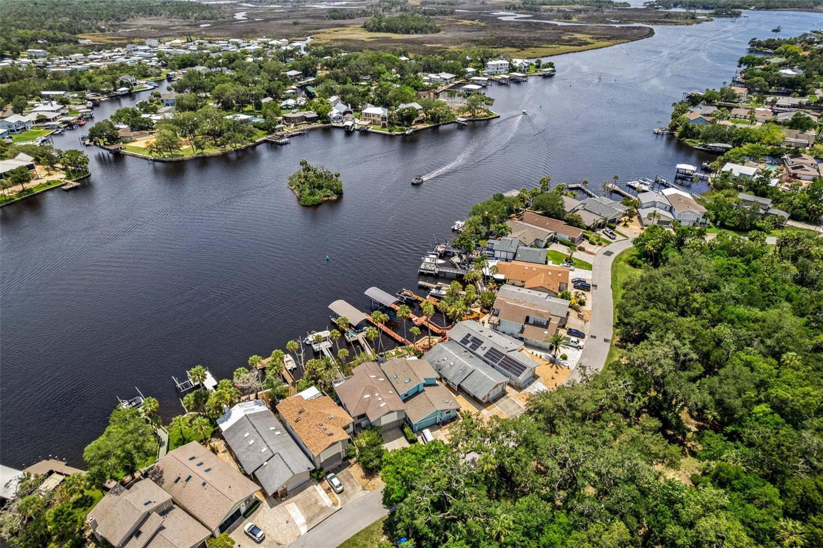 5250 S RIVERVIEW CIR