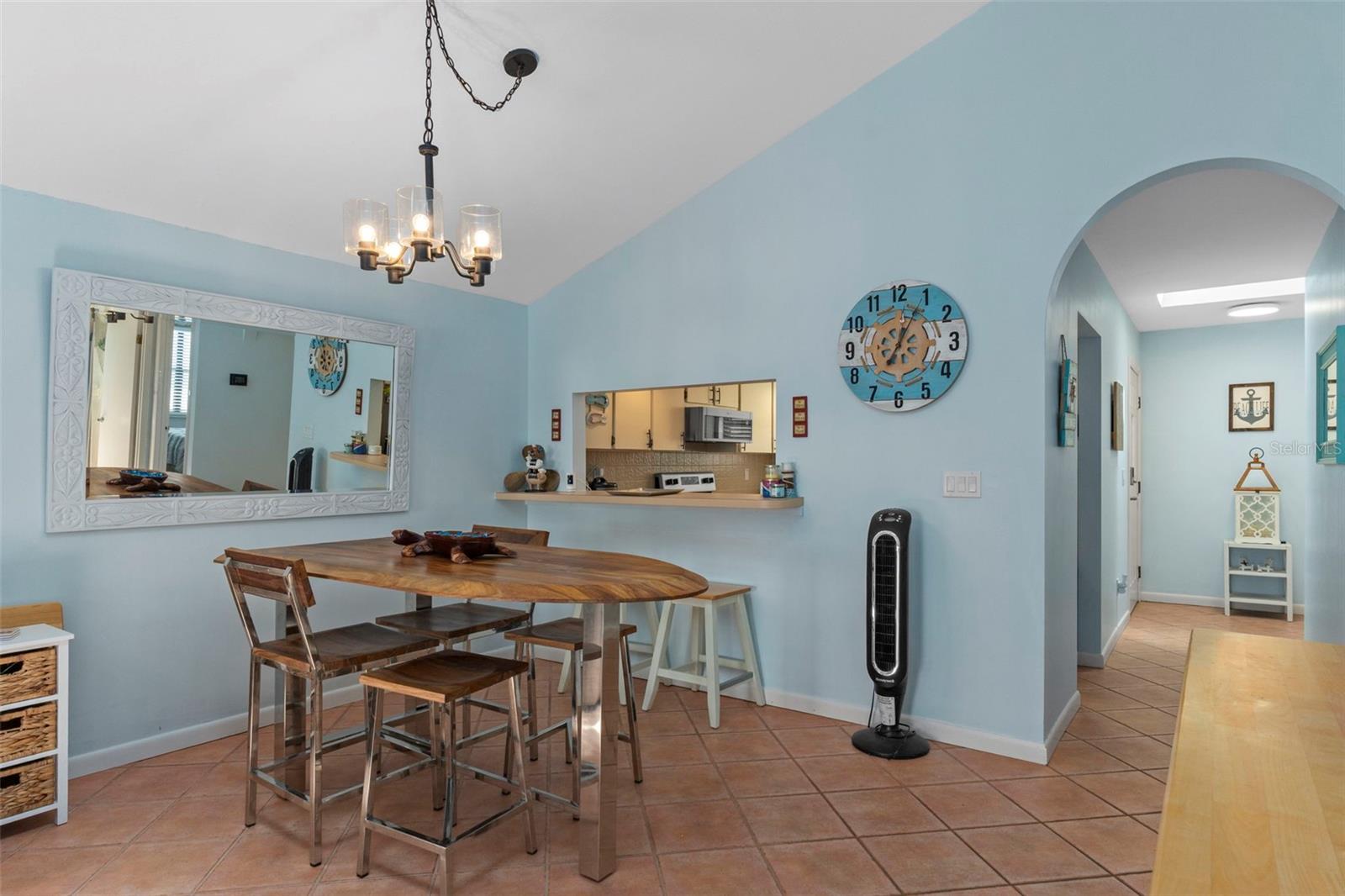 5250 S RIVERVIEW CIR