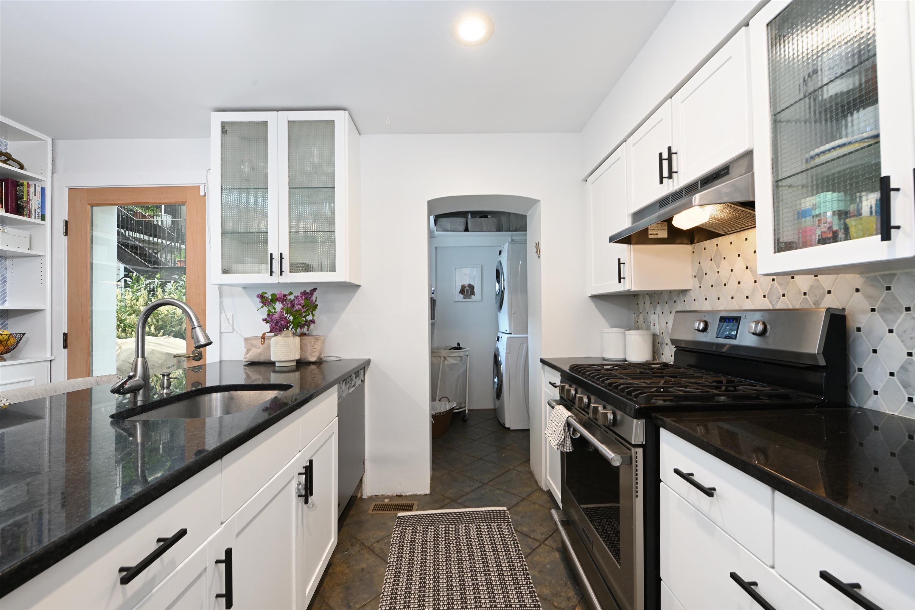 260 5TH ST