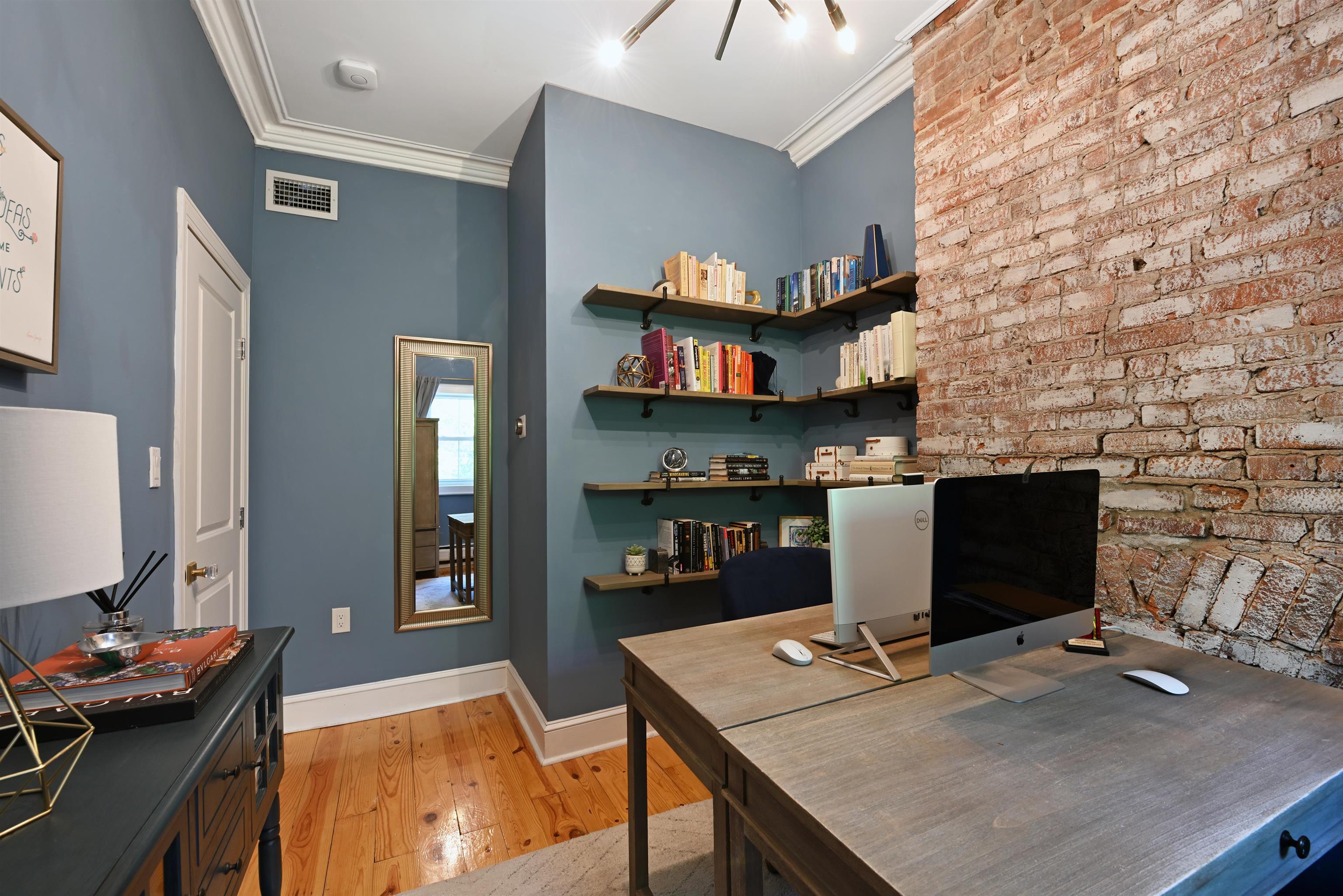 260 5TH ST
