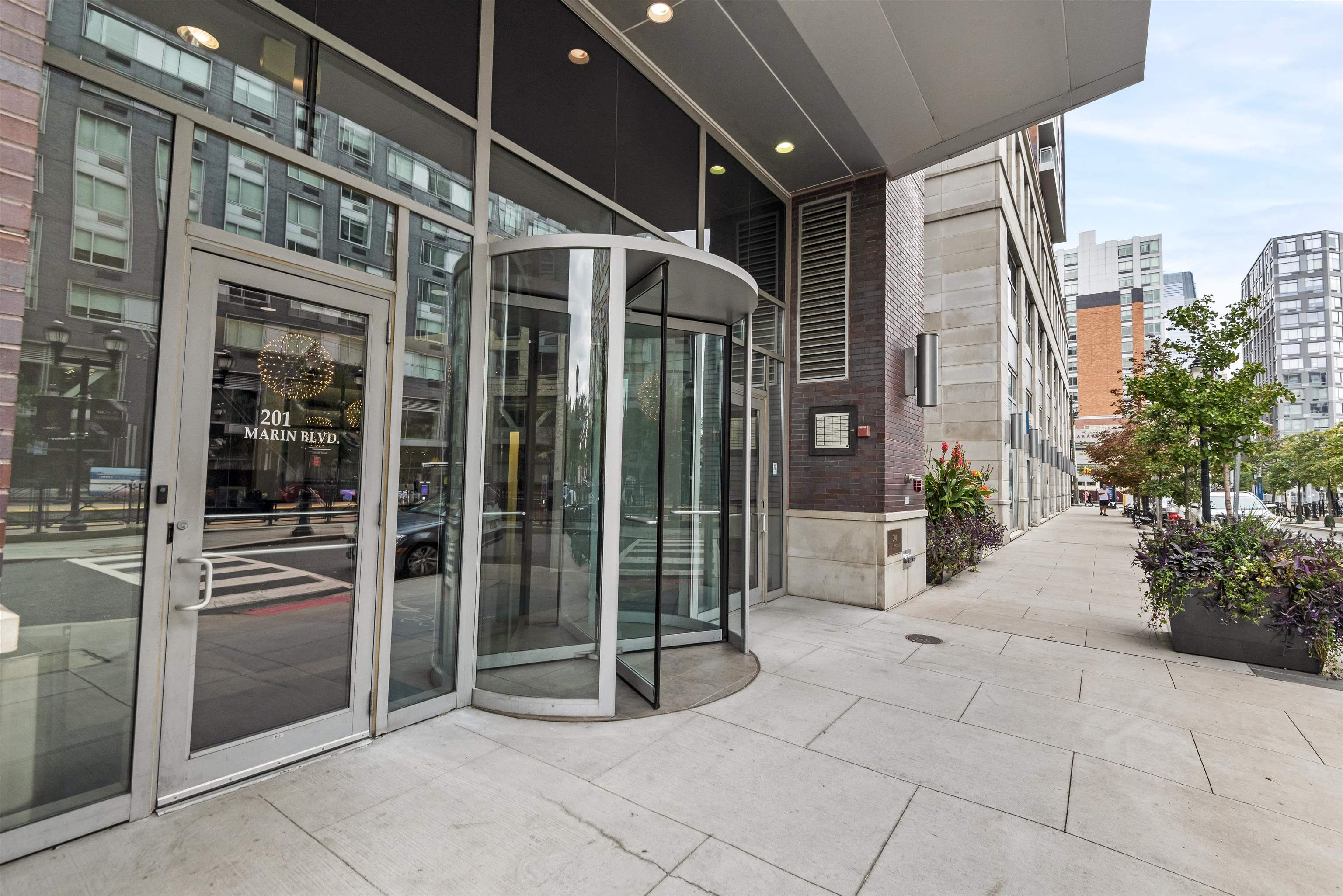 201 LUIS M MARIN BLVD Unit: 6050