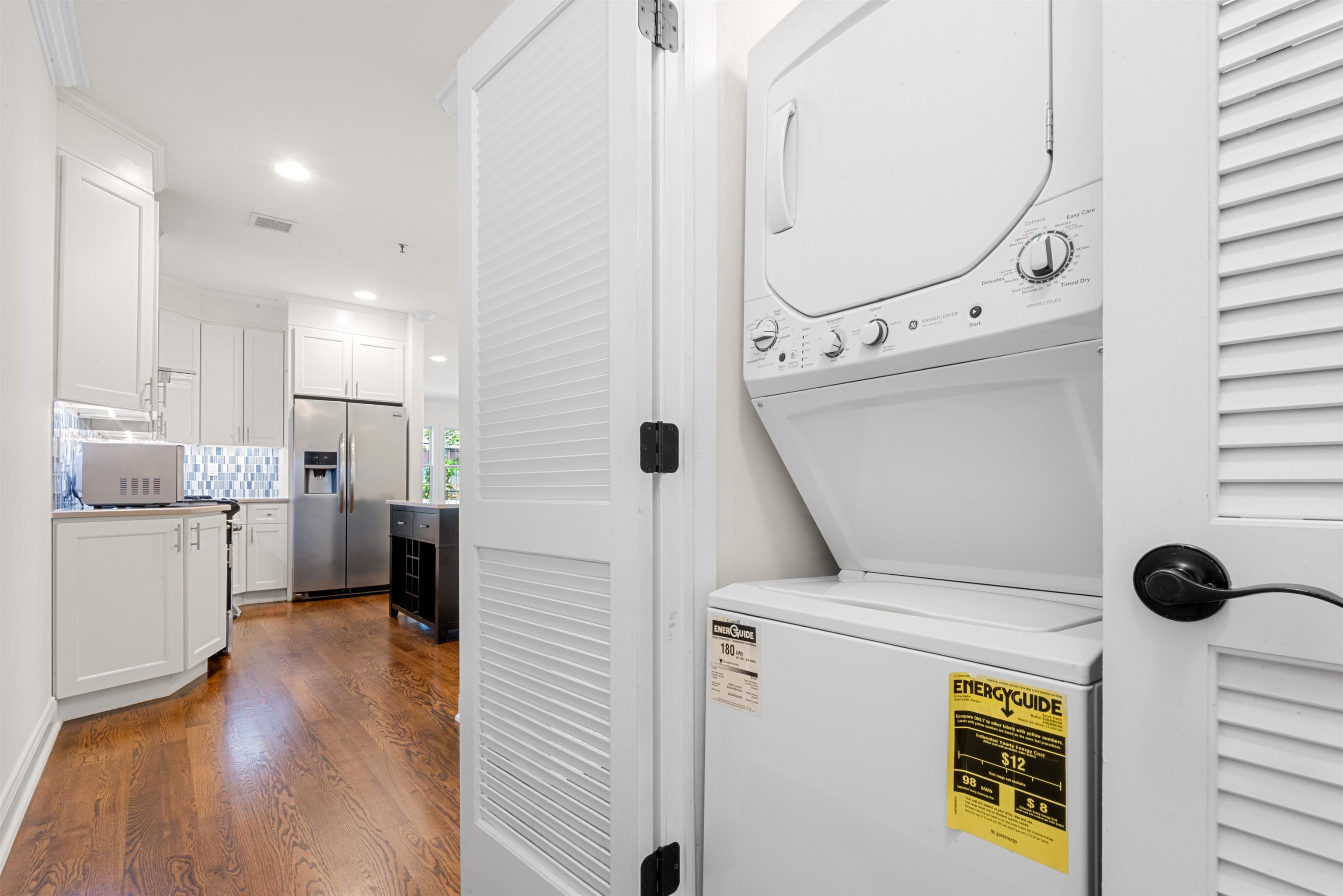 399 3RD ST Unit: 2