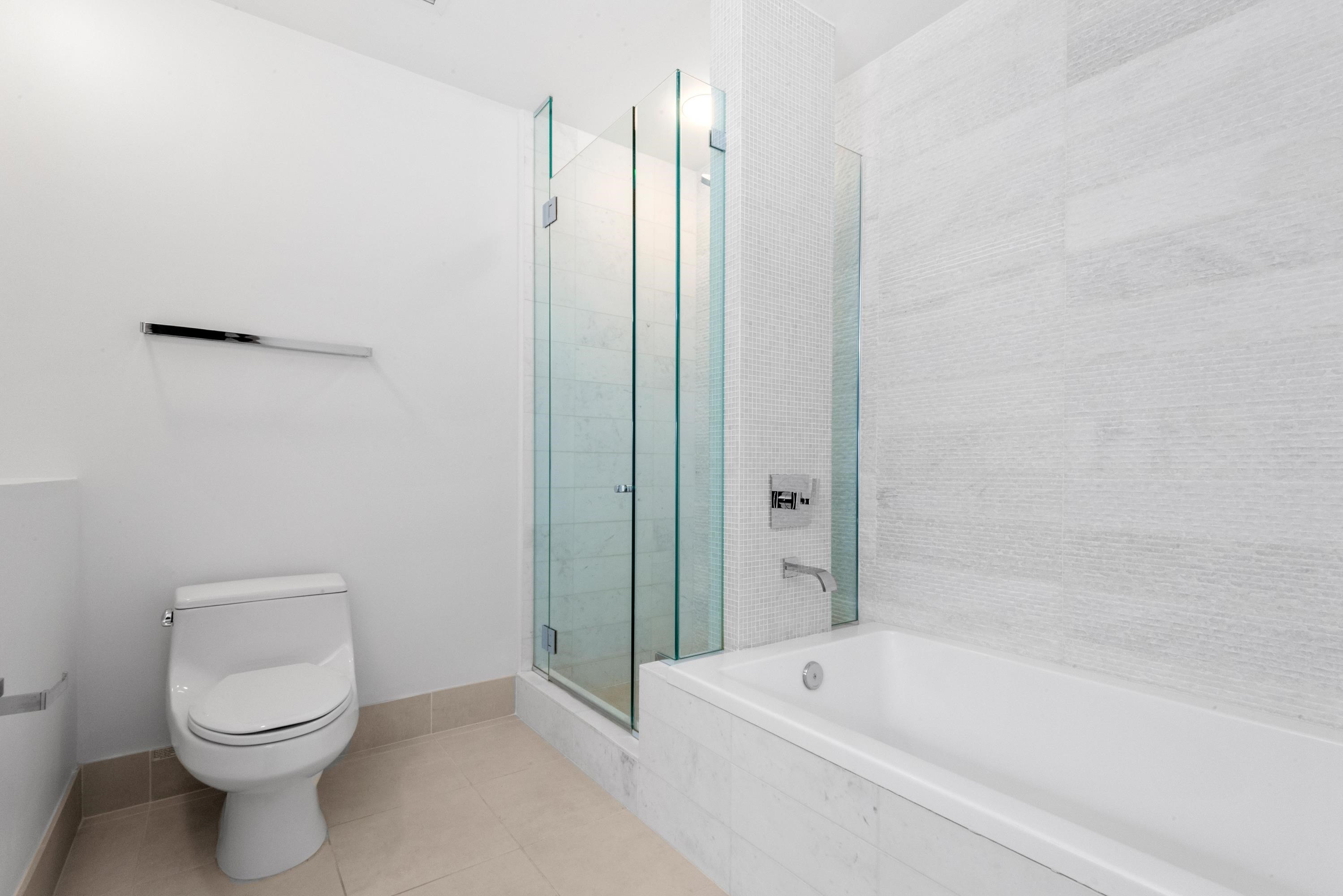 77 HUDSON ST Unit: 3901