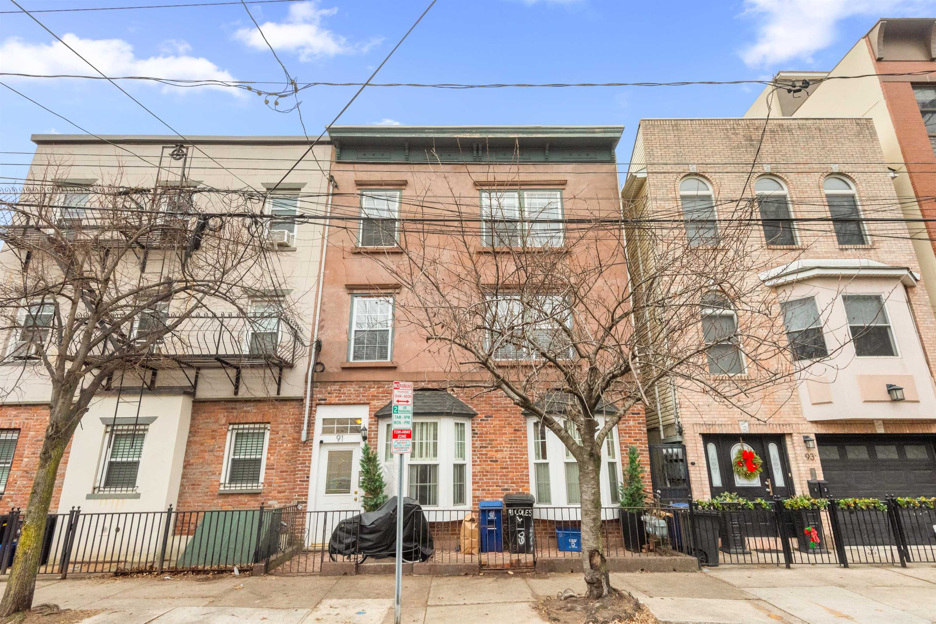 91 COLES ST Unit: 3