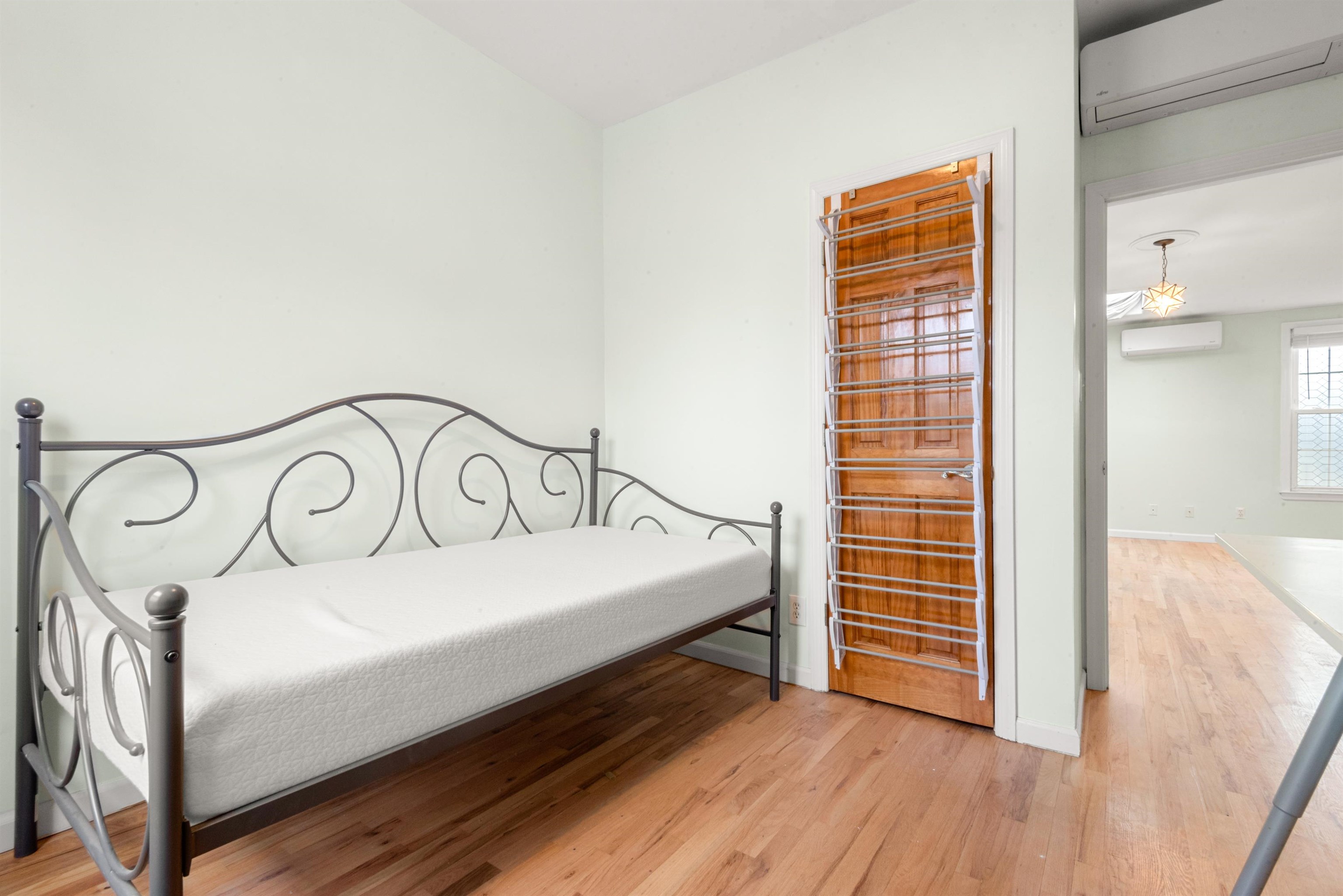 91 COLES ST Unit: 3