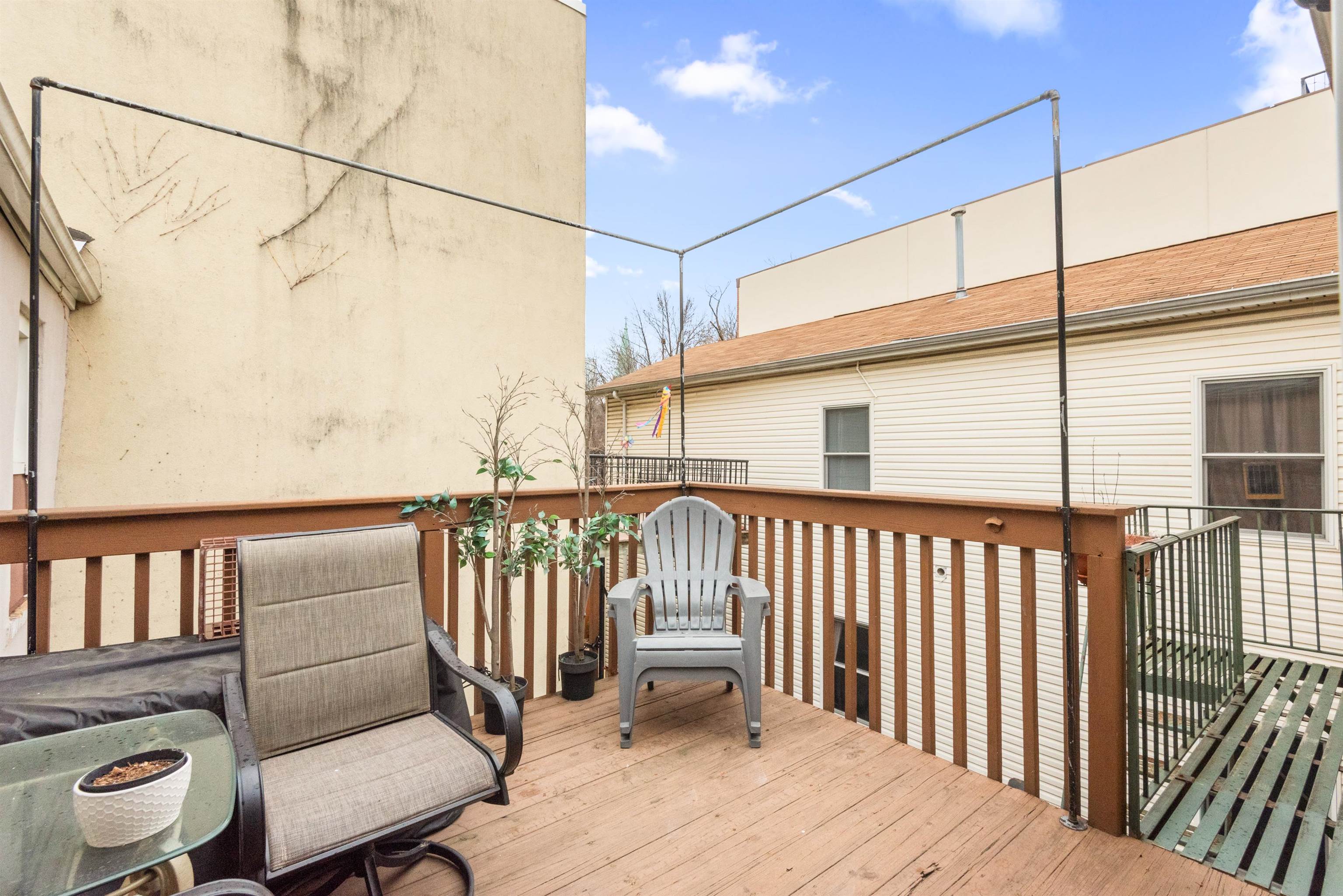 91 COLES ST Unit: 3